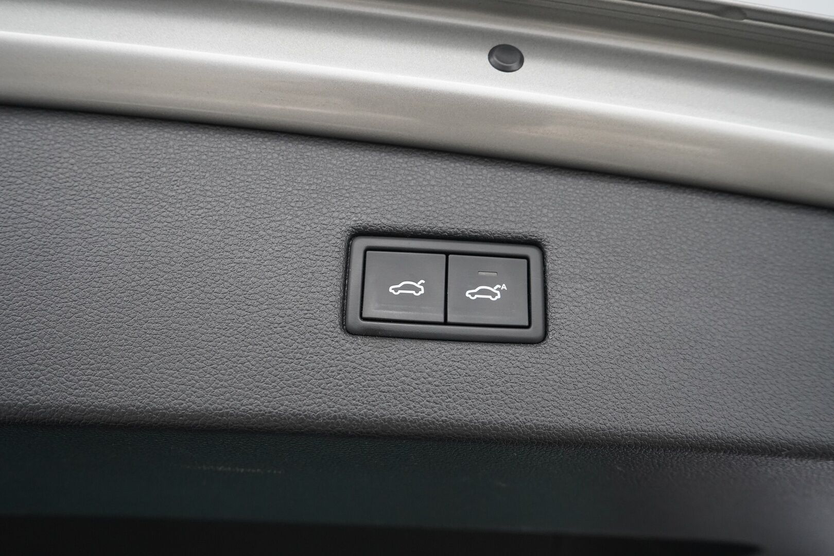 Volkswagen Tiguan 2018 Comfortline 1,4 TSI ACT 110 kW (150 hv) DSG *ACC / Koukku / Tutkat / ErgoActive / Apple Carplay & AndroidAuto* - Suomi-auto / Hierova kuskin penkki 