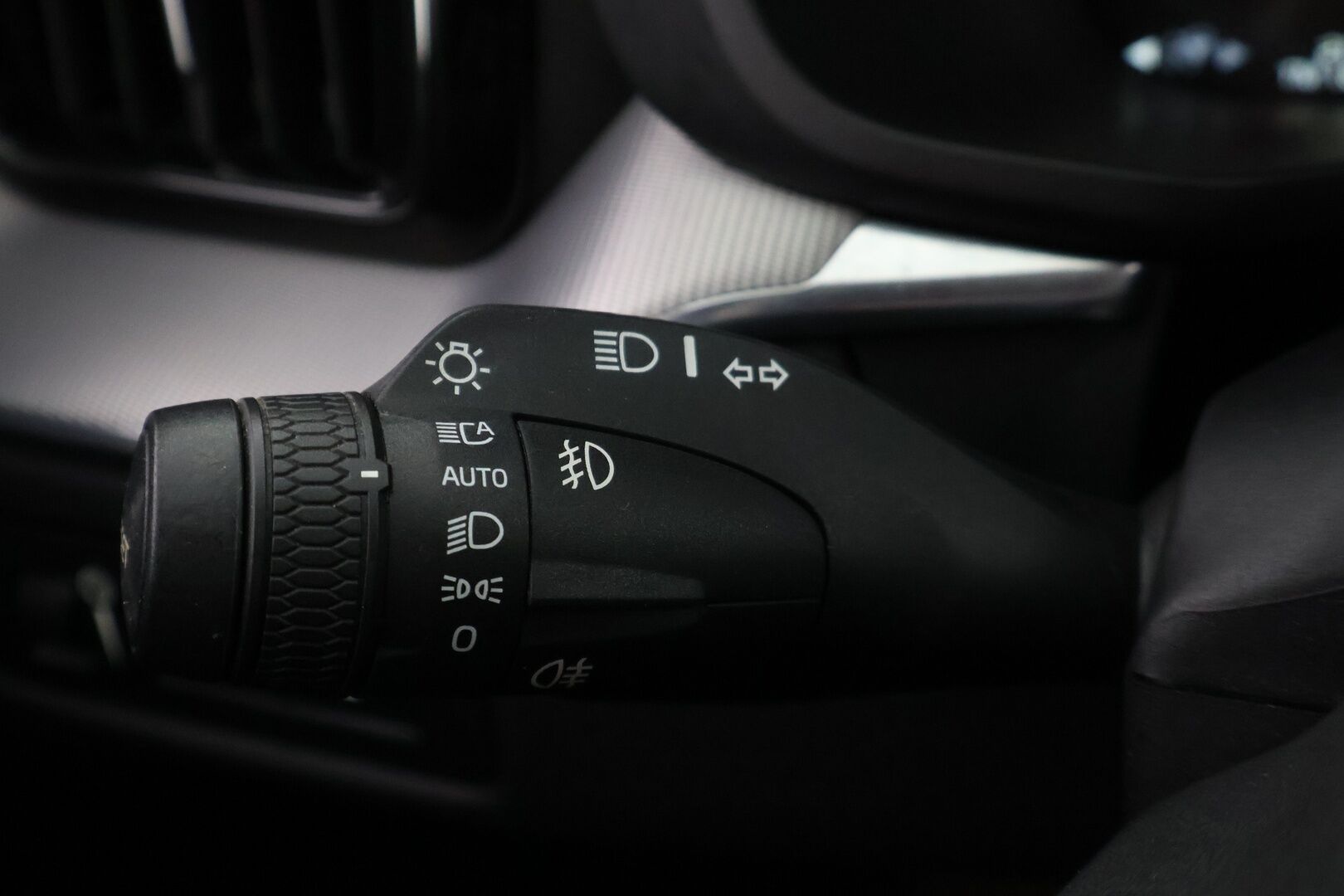 Volvo XC60 2018 T8 AWD Inscription aut - YritysOutlet - Myydään vain yrityksille - ** Webasto / Panorama / Nahat / Navi / P.kamera **