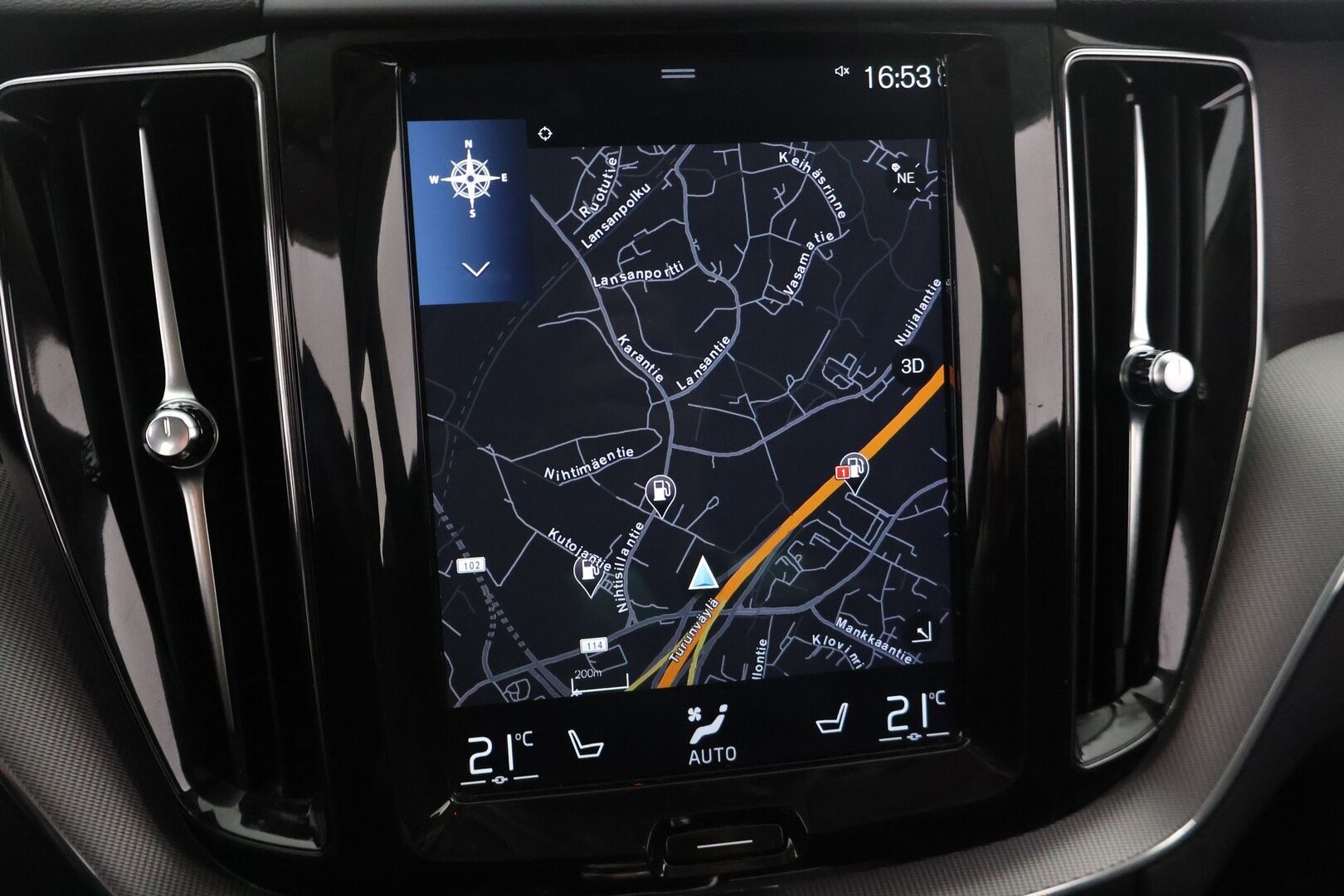 Volvo XC60 2018 T8 AWD Inscription aut - YritysOutlet - Myydään vain yrityksille - ** Webasto / Panorama / Nahat / Navi / P.kamera **