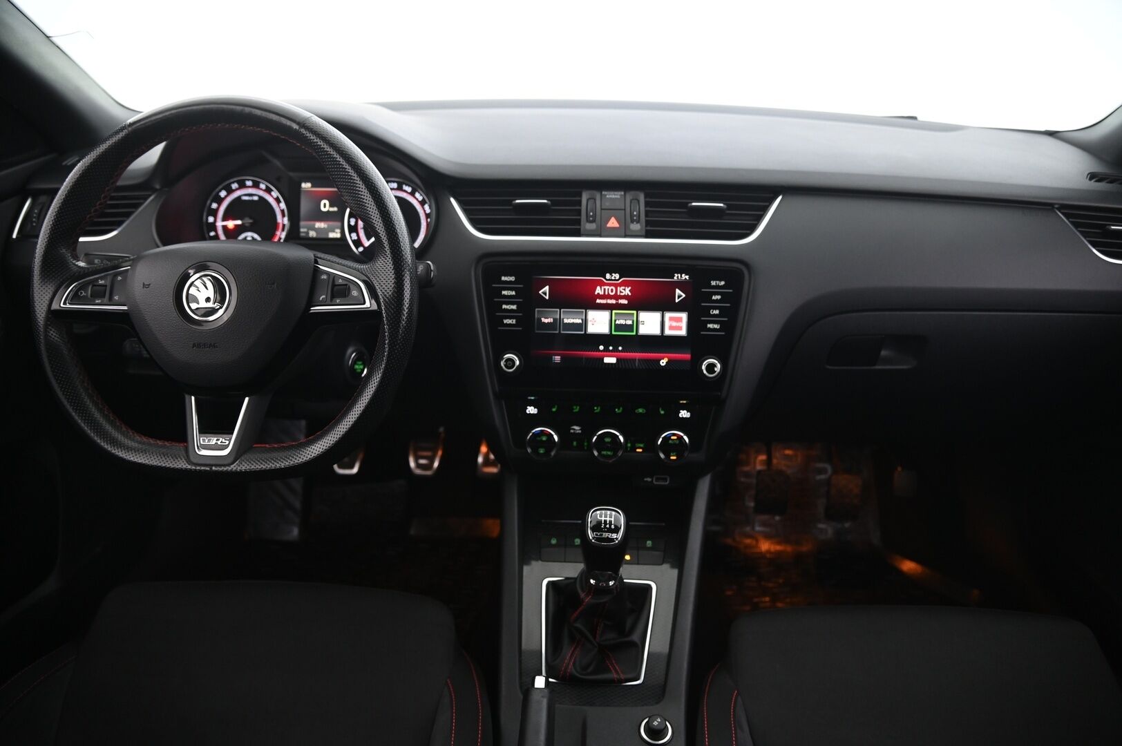 Skoda Octavia 2018 Combi 2,0 TDI 184 RS ** PA-Lämmitin / P-kamera /Keyless / Adapt.Vakkari / Vetokoukku ** - Webasto | Koukku | Peruutuskamera | Adapt.Vakkari | Keyless