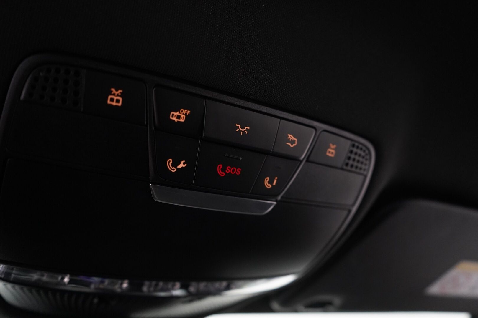 Mercedes-Benz C 2018 200 4Matic T A Avantgarde * Sporttipenkit / Vetokoukku / ILS / Vakkari / Tutkat * - Suomi-auto / Viimeisin huolto 143tkm / Apple&Android / Uudet nastarenkaat! - Osta nyt, maksa vasta ensi vuonna