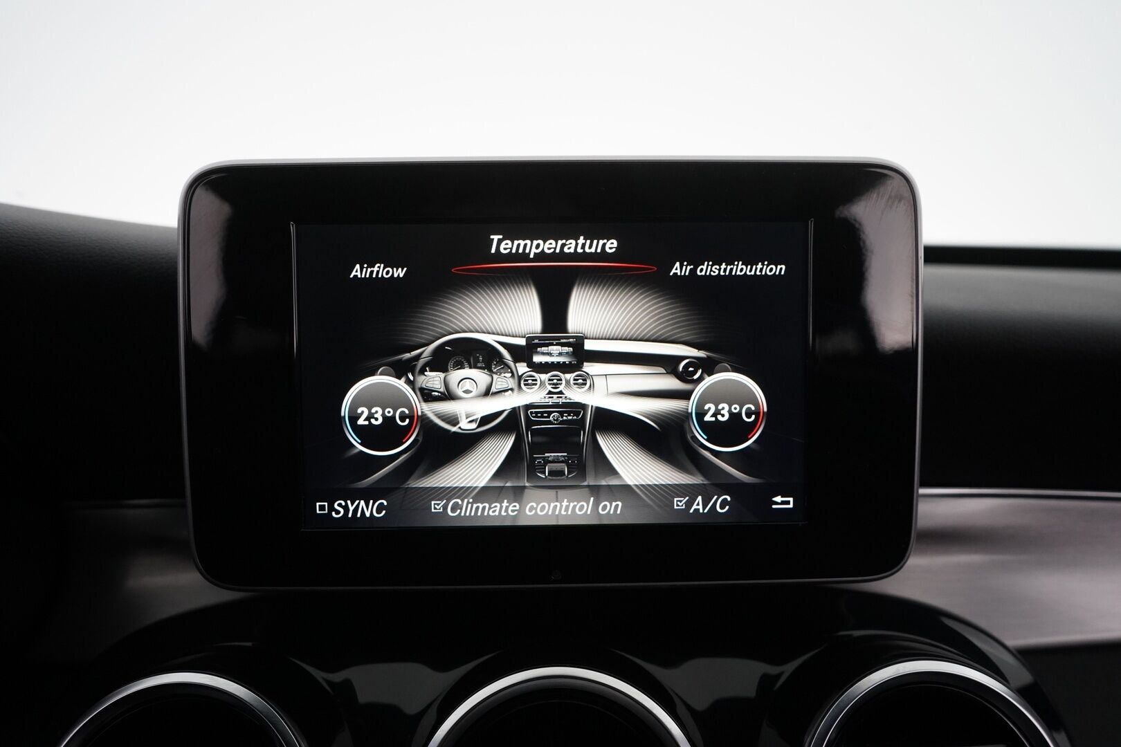 Mercedes-Benz C 2018 200 4Matic T A Avantgarde * Sporttipenkit / Vetokoukku / ILS / Vakkari / Tutkat * - Suomi-auto / Viimeisin huolto 143tkm / Apple&Android / Uudet nastarenkaat! - Osta nyt, maksa vasta ensi vuonna