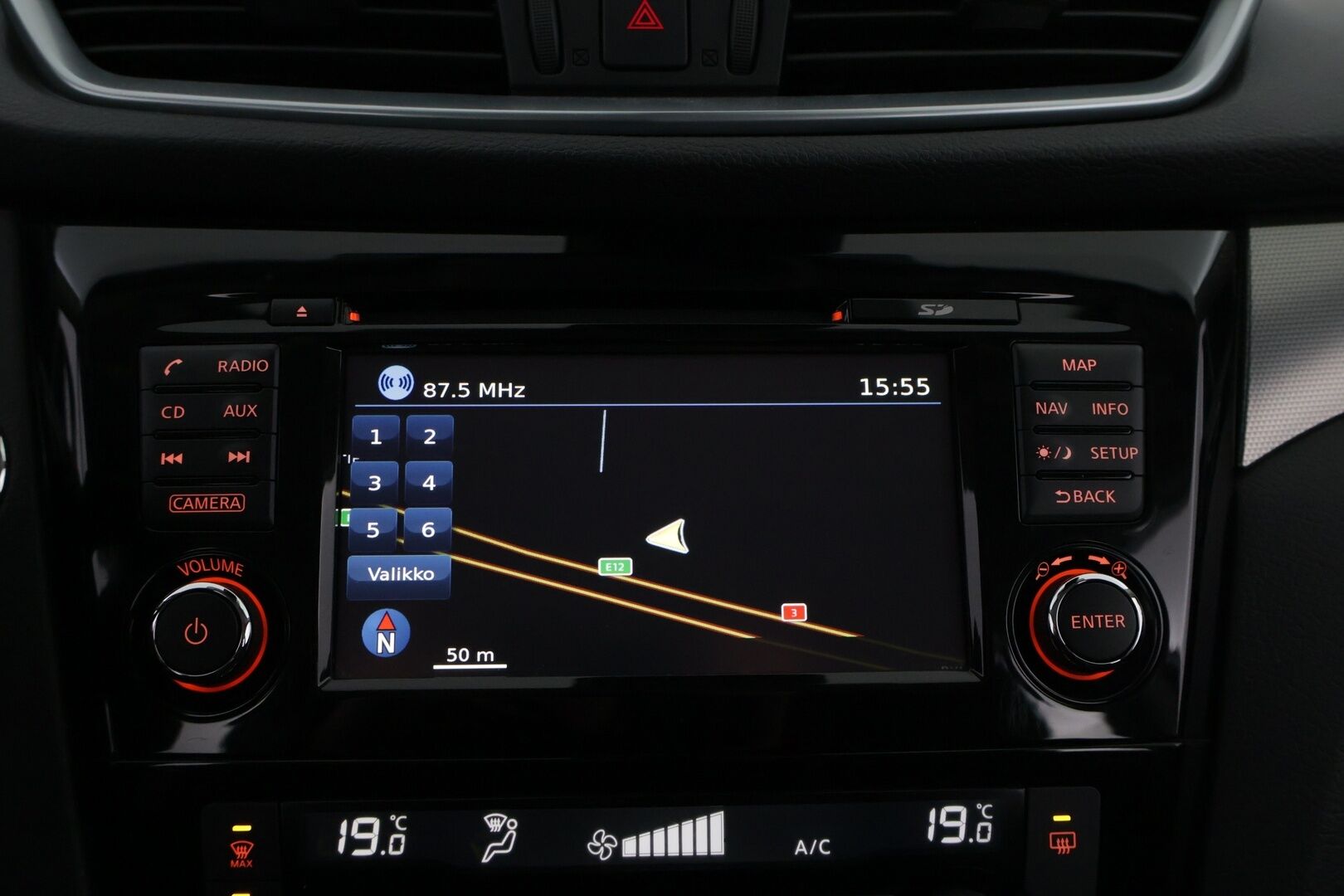 Nissan Qashqai 2018 DIG-T 115 N-Connecta 2WD Xtronic PFEB *Suomiauto /  360° kamera / Vakkari / Navi / Lohko&Sisäpistoke / P-tutkat * - Särmät huollot / 2x hyvät renkaat / Juuri saapunut Tampereelle!