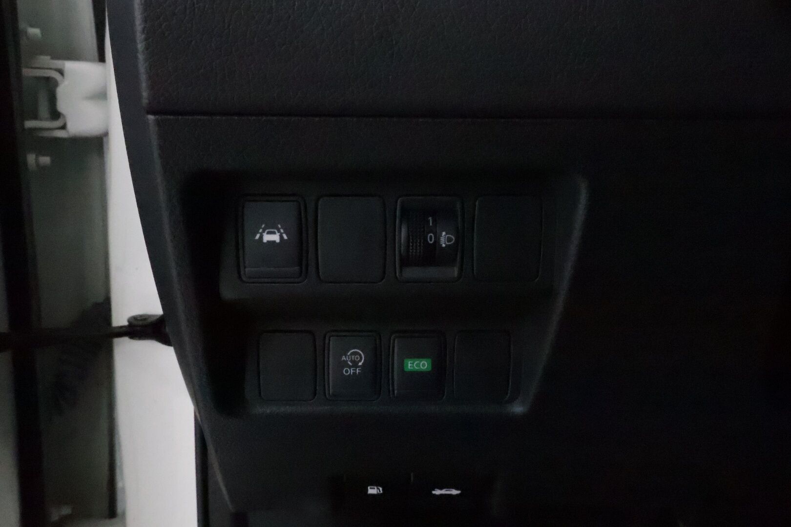 Nissan Qashqai 2018 DIG-T 115 N-Connecta 2WD Xtronic PFEB *Suomiauto /  360° kamera / Vakkari / Navi / Lohko&Sisäpistoke / P-tutkat * - Särmät huollot / 2x hyvät renkaat / Juuri saapunut Tampereelle!