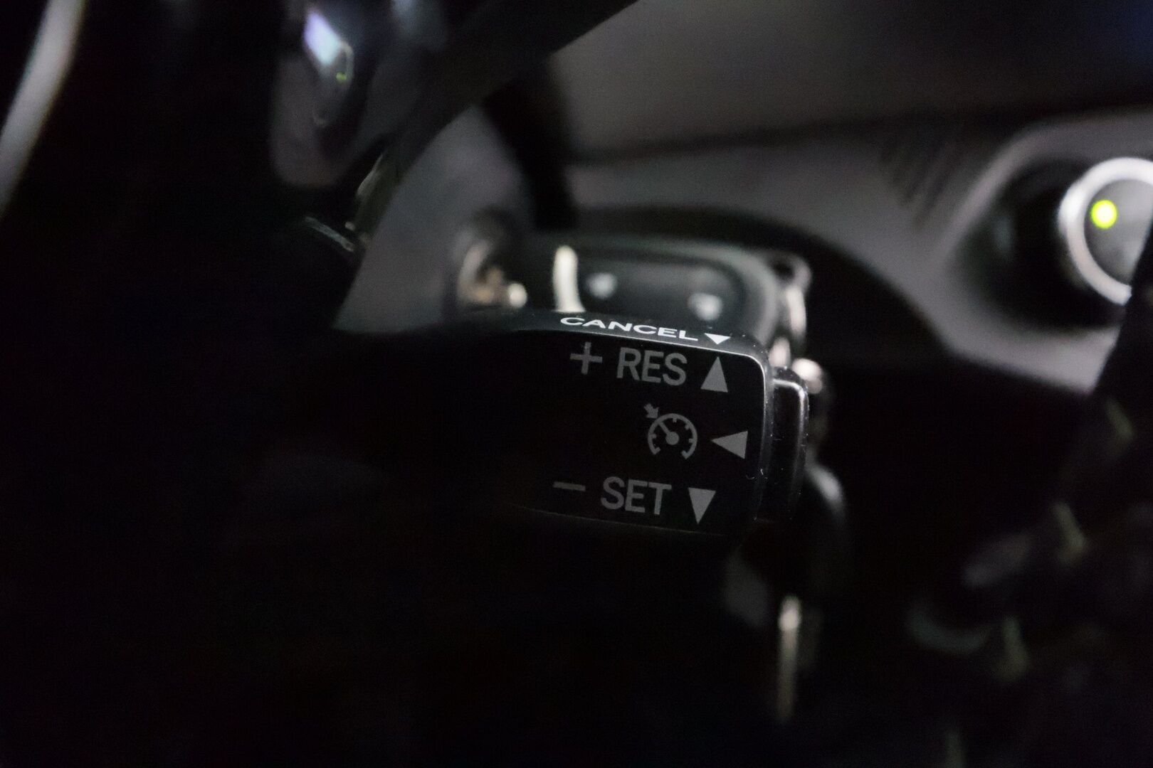 Toyota Yaris 2018 1,5 Dual VVT-i Active 5ov * Vakkari / P.kamera / Navi / Kaistavahti / Bluetooth / Lohko * - Suomi-auto / Kahdet renkaat aluvanteilla 