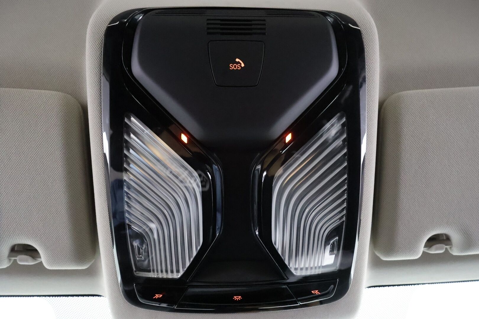 BMW 520 2019 G30 Sedan 520d A xDrive Business * Webasto / Koukku / LED / P.Tutkat / Vakkari / Nahkaverhoilu * - Suomi-auto / Kahdet renkaat aluvanteilla / Merkkihuollot - HULLUT AVAJAISHULINAT KORKOTARJOUS 3,29 %