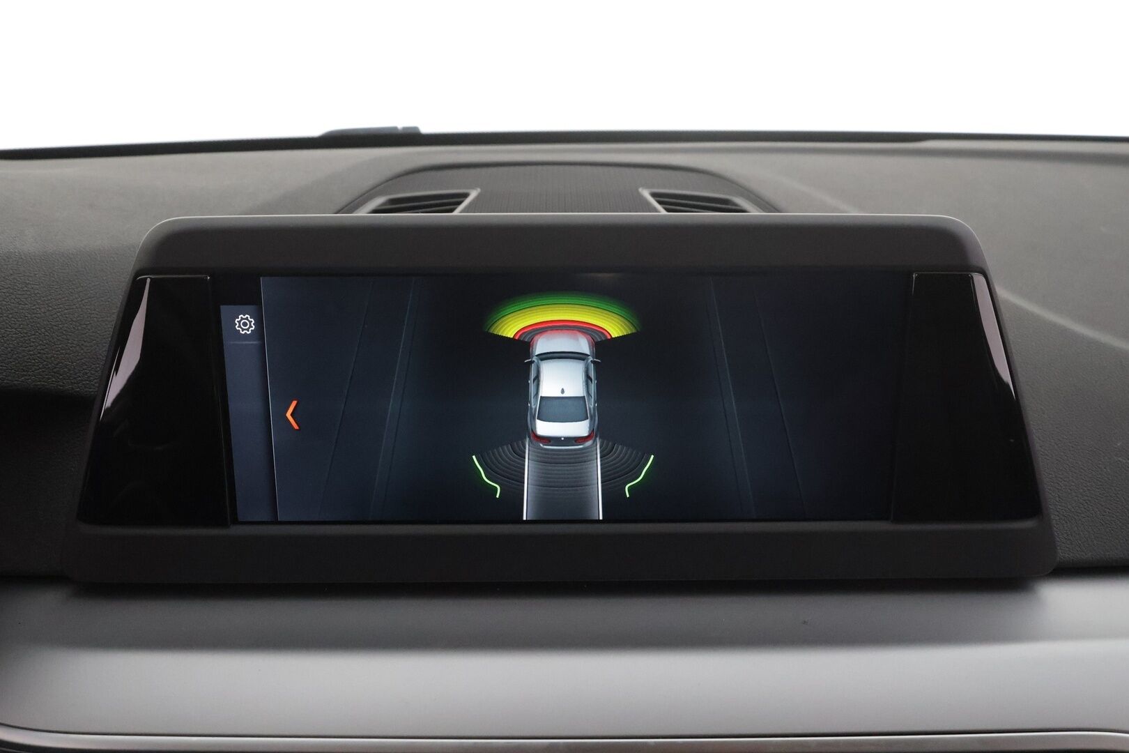 BMW 520 2019 G30 Sedan 520d A xDrive Business * Webasto / Koukku / LED / P.Tutkat / Vakkari / Nahkaverhoilu * - Suomi-auto / Kahdet renkaat aluvanteilla / Merkkihuollot