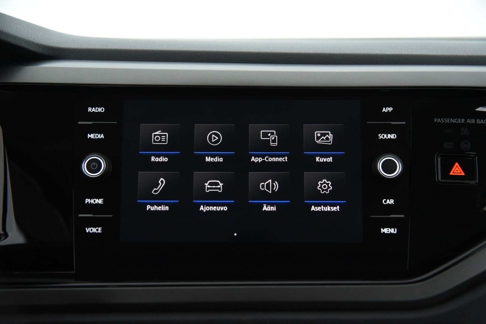 Volkswagen Polo 2019 Comfortline 1,0 TSI 70 kW (95 hv) / Vakkari / Tutkat / Apple&Android - Hieno 1-omisteinen Suomi-auto / Jakopää juuri tehty!