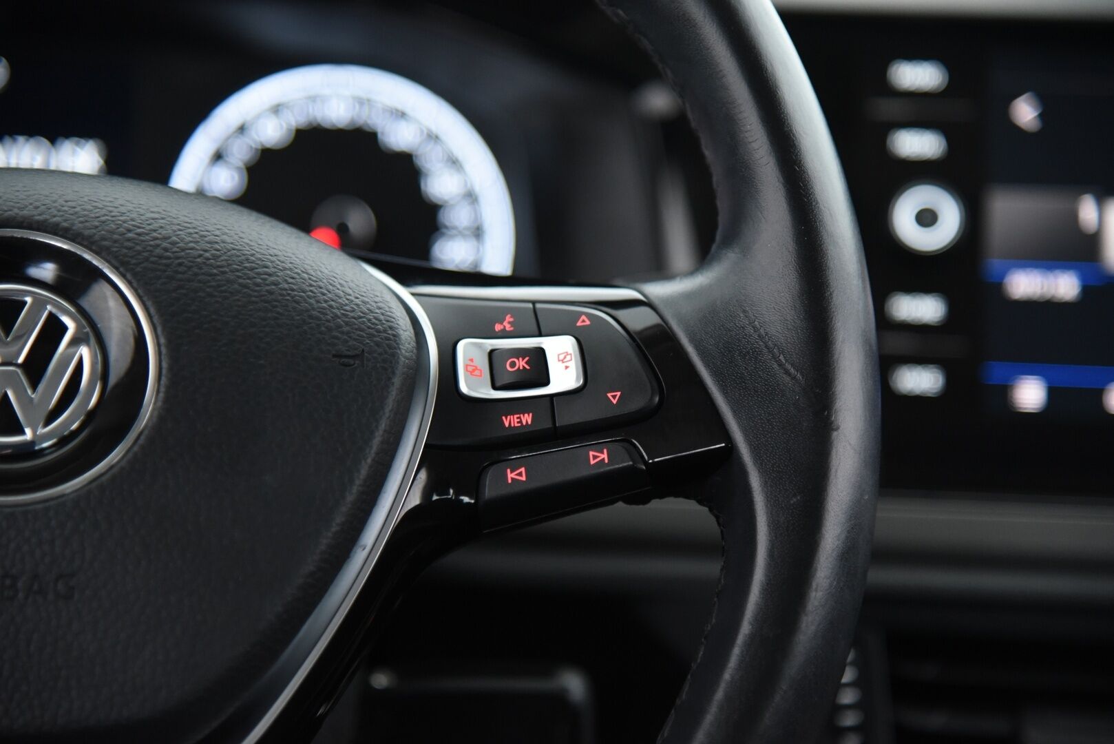 Volkswagen Polo 2019 Comfortline 1,0 TSI 70 kW (95 hv) / Vakkari / Tutkat / Apple&Android - Hieno 1-omisteinen Suomi-auto / Jakopää juuri tehty!
