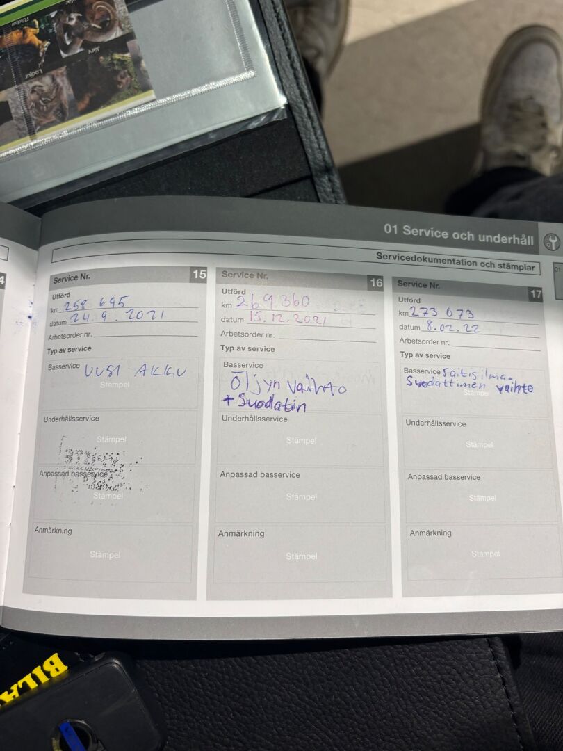 Volvo V70 2013 D4 Momentum - YritysOutlet - Myydään vain yrityksille - Peruutus tutka / Keskinäyttö / Premium sound / Xenon