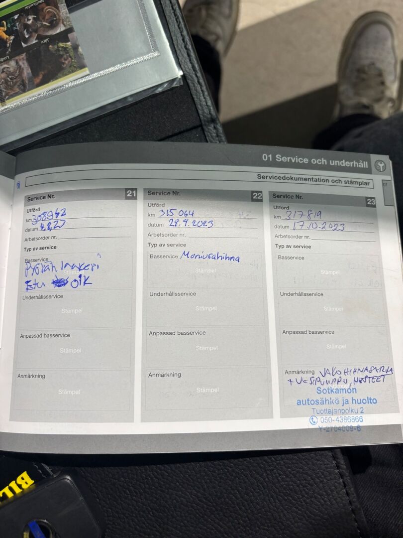Volvo V70 2013 D4 Momentum - YritysOutlet - Myydään vain yrityksille - Peruutus tutka / Keskinäyttö / Premium sound / Xenon