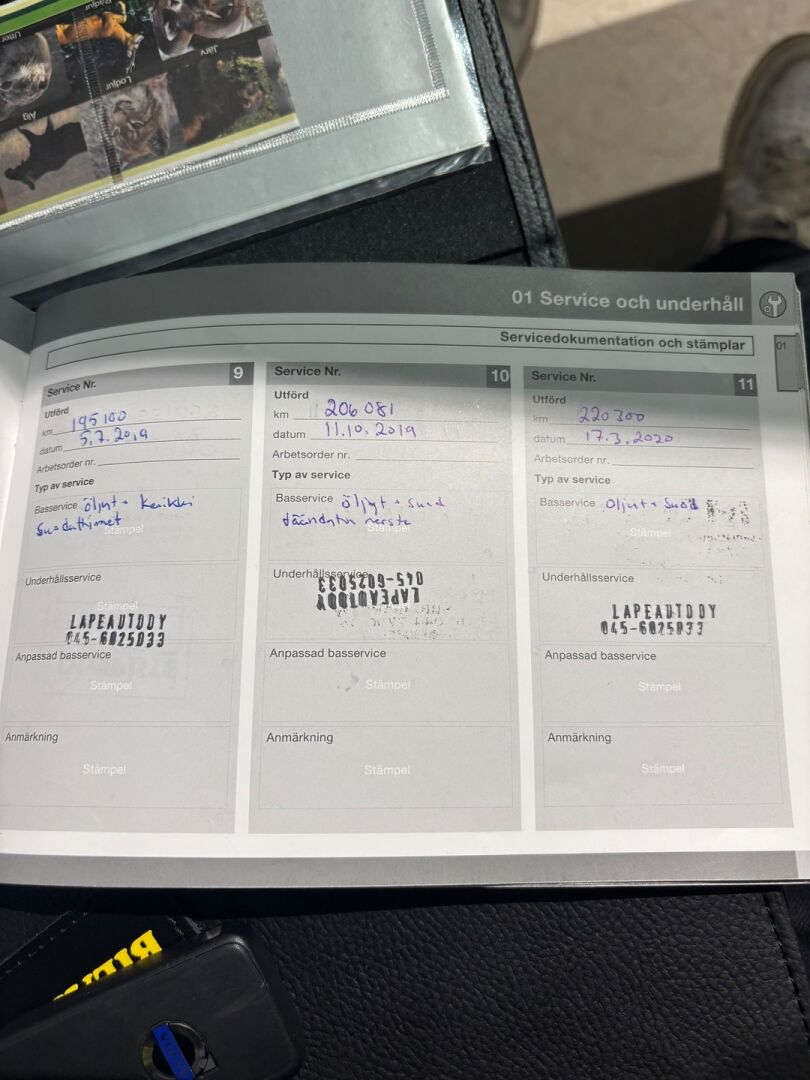 Volvo V70 2013 D4 Momentum - YritysOutlet - Myydään vain yrityksille - Peruutus tutka / Keskinäyttö / Premium sound / Xenon