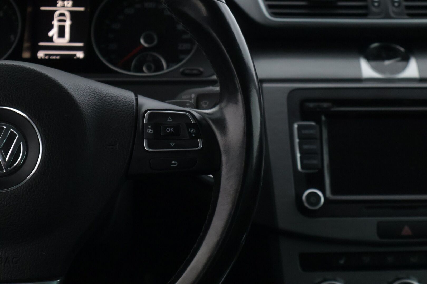 Volkswagen Passat 2013 Variant Highline 2,0 TDI 130 kW (177 hv) BlueMotion Technology 4MOTION DSG-aut * Vakkari / Nahkaverhoilu / Kahet renkaat * - YritysOutlet - Myydään vain yrityksille - JUURI LEIMATTU! – Tämä auto myydään YritysOutlet -valikoimasta vain yritykselle