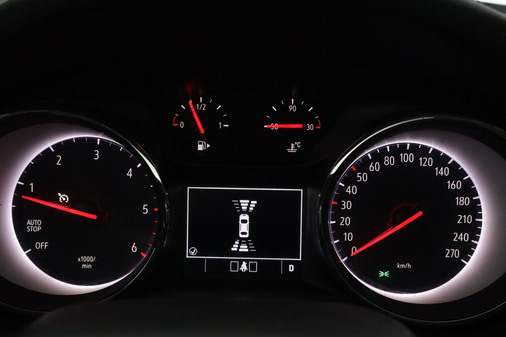 Opel Insignia 2019 Sports Tourer Innovation Plus 136 D Turbo A * Webasto / Nahkasisusta / Navi / Sähköluukku / Vakkari / Tutkat / Carplay * - * Suomi-Auto / Hyvin varusteltu / Hyvin Huollettu *