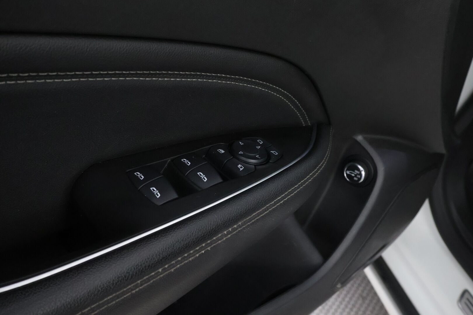 Opel Insignia 2019 Sports Tourer Innovation Plus 136 D Turbo A - Suomiauto | Webasto | IntelliLUX LED | Ilmastoidut Sporttinahat Muistilla | Ratinlämmitys | Apple&Android | Huippuvarusteet!