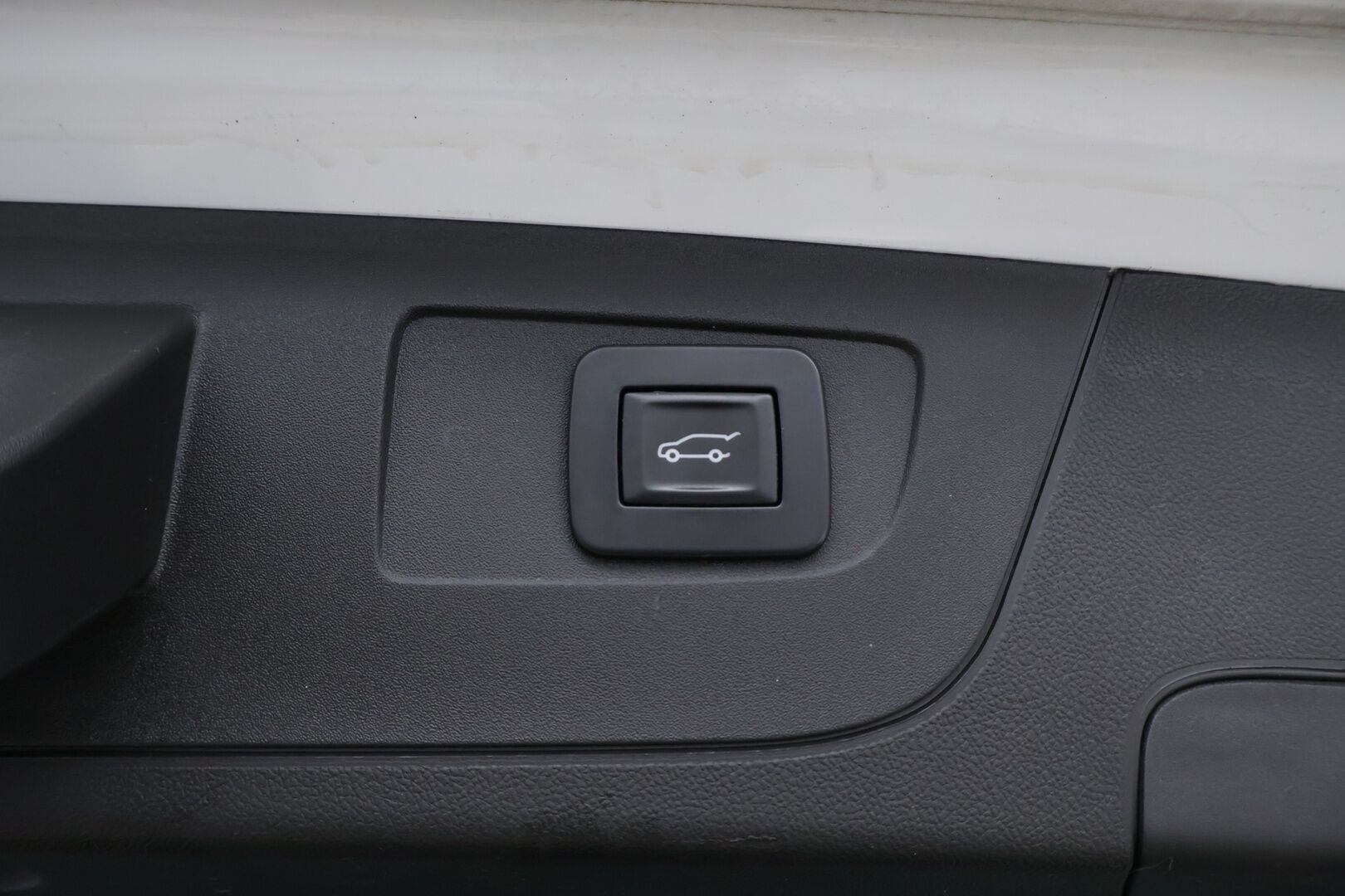 Opel Insignia 2019 Sports Tourer Innovation Plus 136 D Turbo A - Suomiauto | Webasto | IntelliLUX LED | Ilmastoidut Sporttinahat Muistilla | Ratinlämmitys | Apple&Android | Huippuvarusteet! - KORKO VAIN 3,99 %