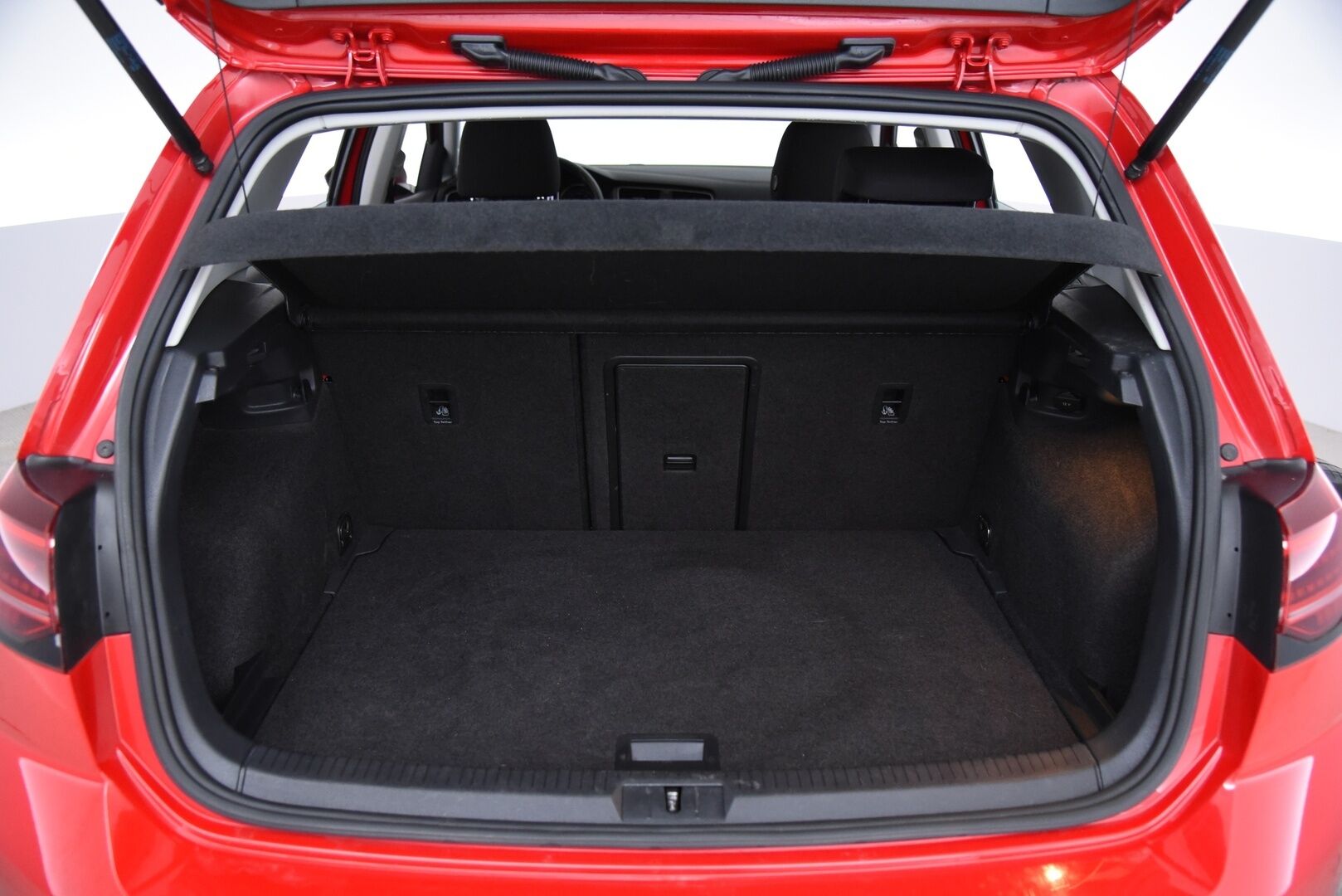 Volkswagen Golf 2018 Comfortline 1,6 TDI SCR 85 kW (115 hv) DSG-aut / Suomi-Auto / Adapt. Vakkari / P. Kamera / Webasto - 2-omisteinen / P.Tutkat