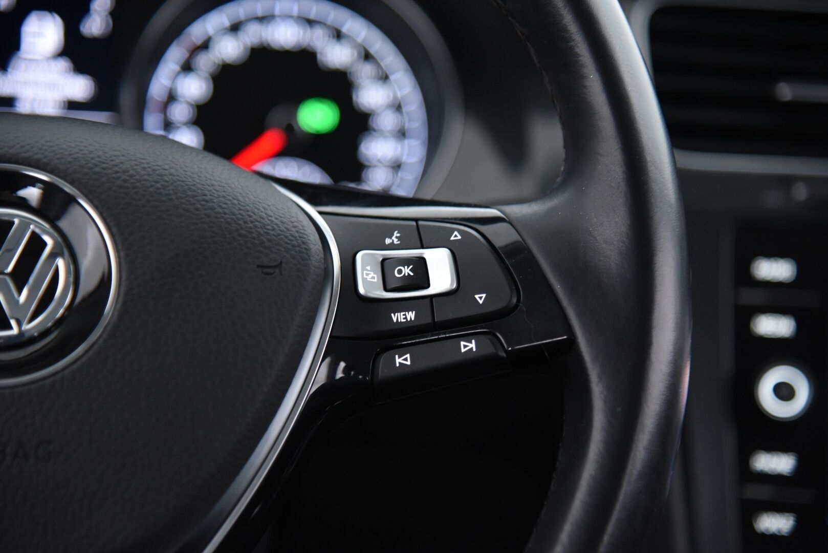 Volkswagen Golf 2018 Comfortline 1,6 TDI SCR 85 kW (115 hv) DSG-aut / Suomi-Auto / Adapt. Vakkari / P. Kamera / Webasto - 2-omisteinen / P.Tutkat