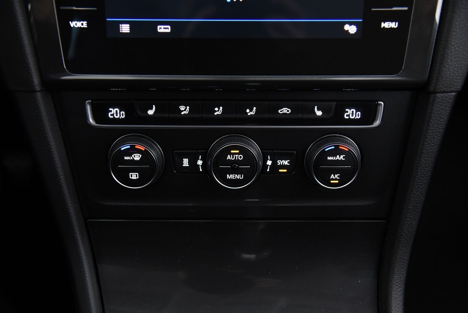 Volkswagen Golf 2018 Comfortline 1,6 TDI SCR 85 kW (115 hv) DSG-aut / Suomi-Auto / Adapt. Vakkari / P. Kamera / Webasto - 2-omisteinen / P.Tutkat