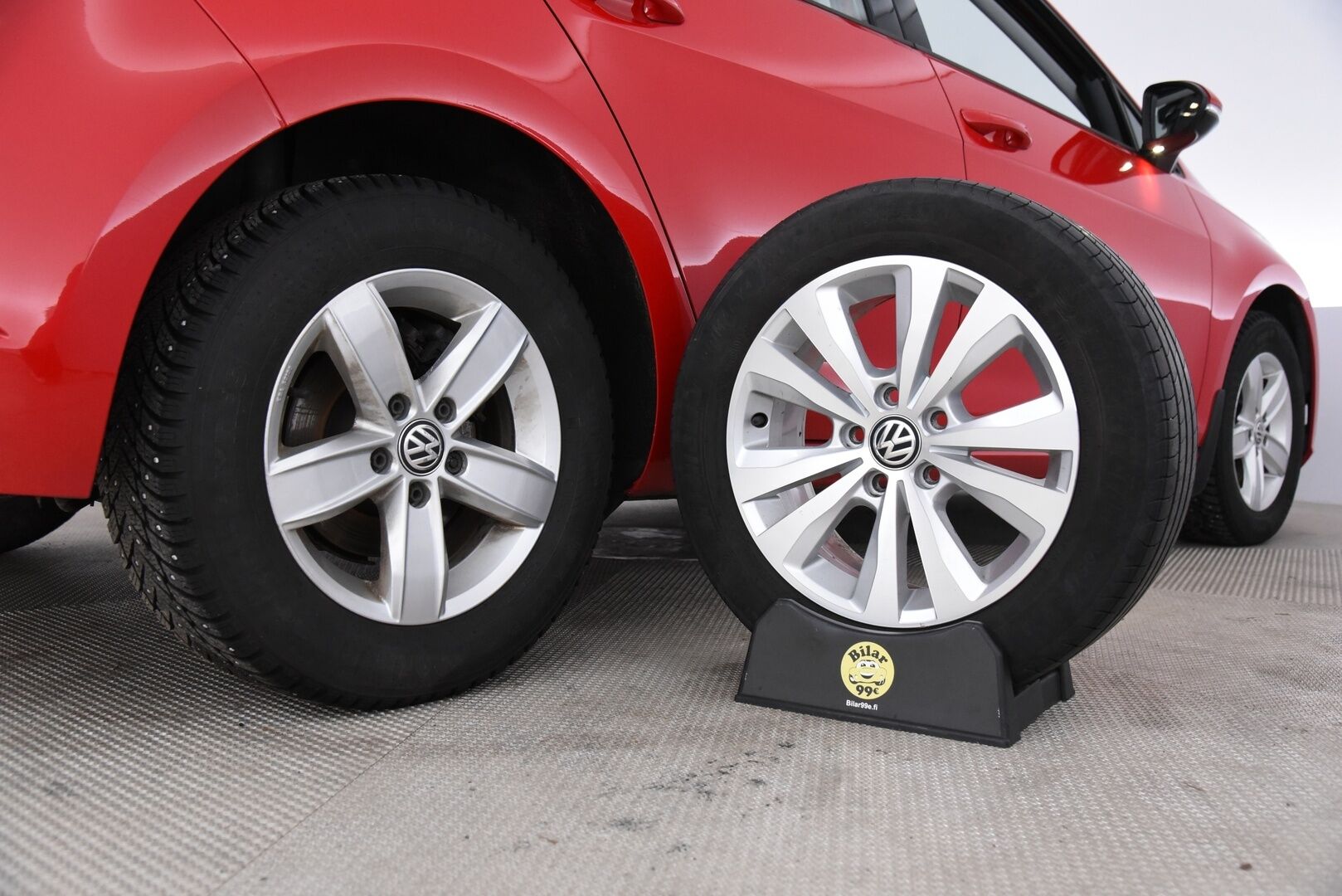 Volkswagen Golf 2018 Comfortline 1,6 TDI SCR 85 kW (115 hv) DSG-aut / Suomi-Auto / Adapt. Vakkari / P. Kamera / Webasto - 2-omisteinen / P.Tutkat