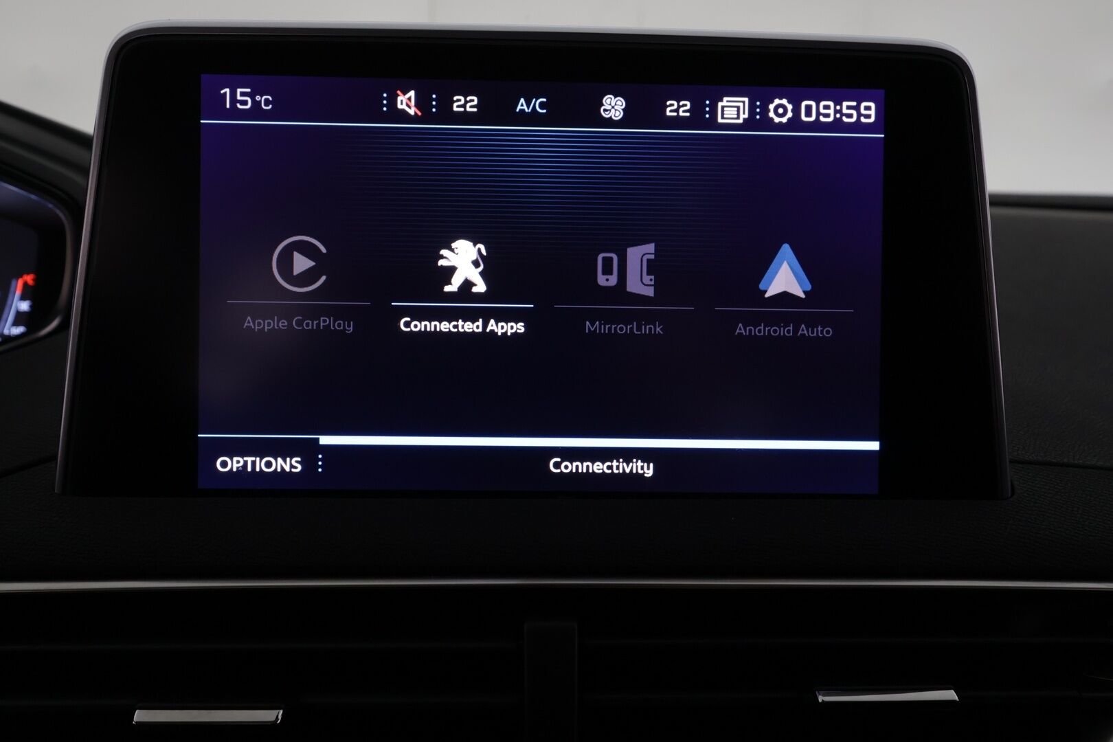 Peugeot 5008 2018 Allure BlueHDi 130 EAT8-automaatti - | 7-p | ACC | Koukku | Webasto | Koukku | Muistipenkki | Puolinahat | P.kamera | BSM | Keyless | Apple & Android | Sähk. takaluukku | 2x renkaat aluin | 