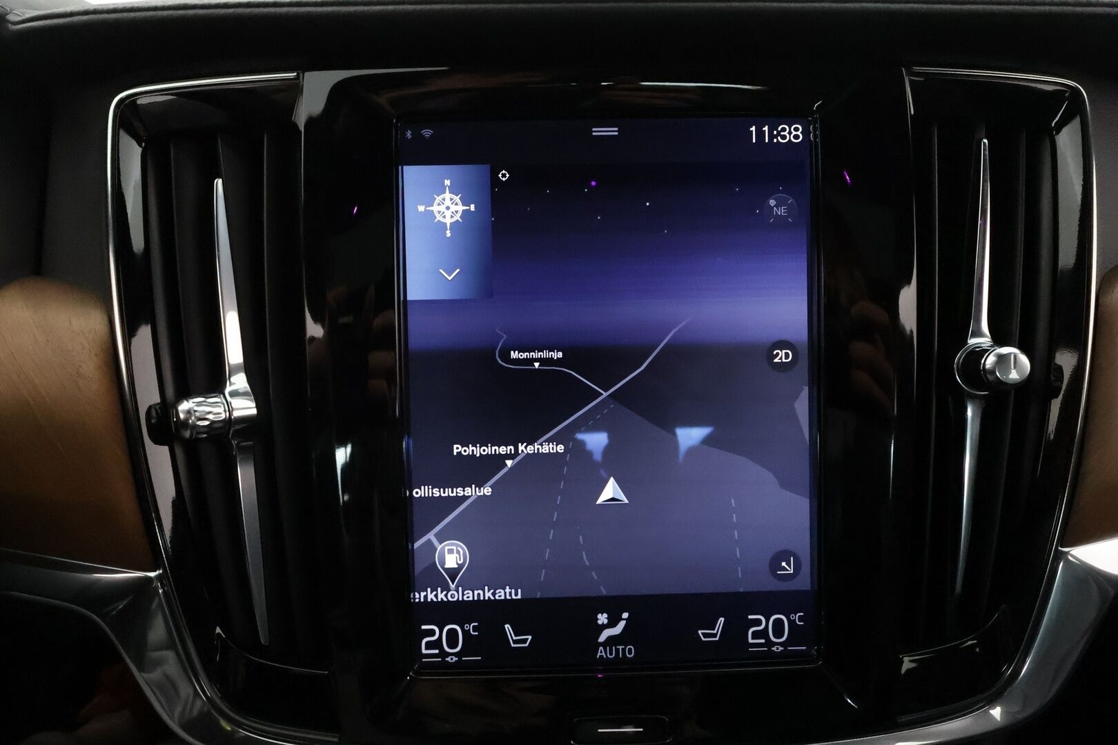Volvo S90 2018 T8 AWD Business Inscription PRO A ** Adapt.vakkari / B&O / HUD / Full LED / Muistipenkit / Kattoluukku / 360 kamera / Four C - 3,99 % KORKOTARJOUS TÄHÄN AUTOON - Nahkasisusta / Webasto / Navi / Keyless 