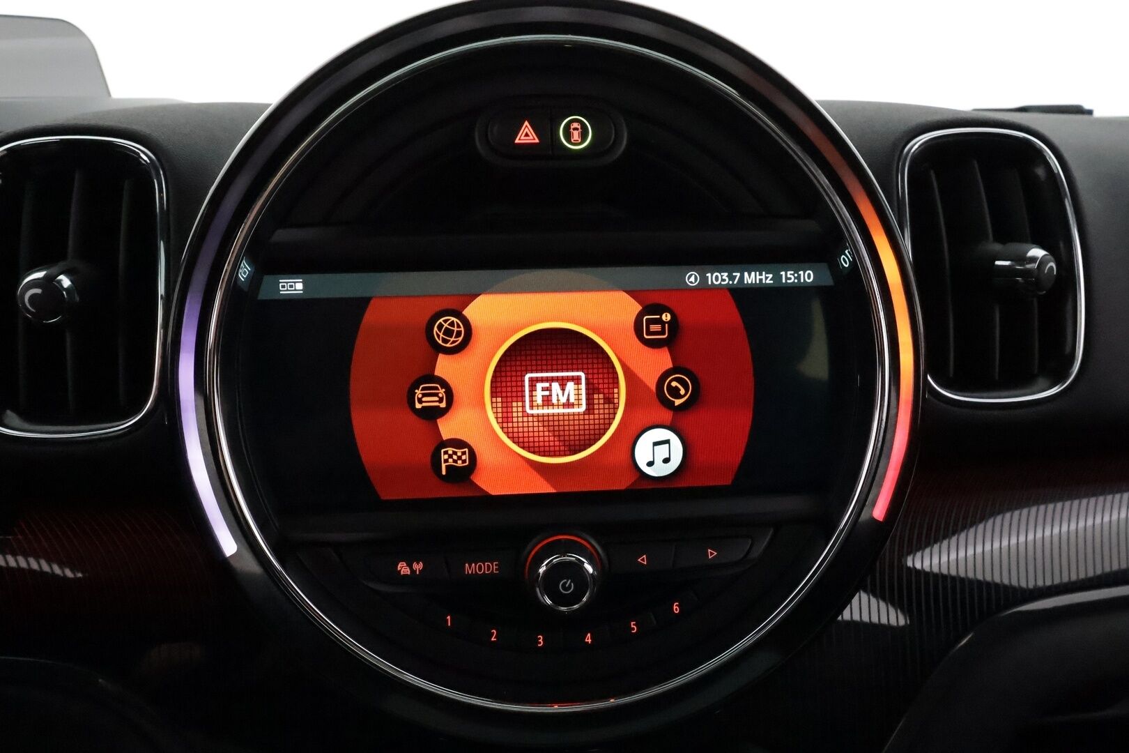 MINI Countryman 2019 Cooper SE ALL4 Maximise John Cooper Works-edition *H&K / HUD / ACC / Panorama / LED / P.Kamera / Sportpenkki Muistilla* - Suomi-auto / 2x Latauskaapelit / Hyvät varusteet