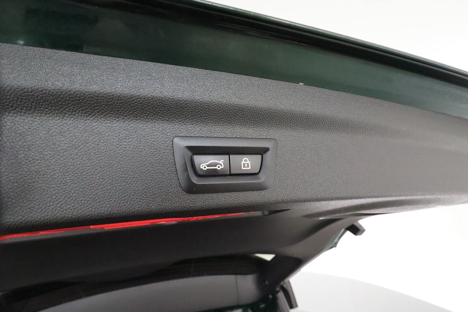 MINI Countryman 2019 Cooper SE ALL4 Maximise John Cooper Works-edition *H&K / HUD / ACC / Panorama / LED / P.Kamera / Sportpenkki Muistilla* - Suomi-auto / 2x Latauskaapelit / Hyvät varusteet