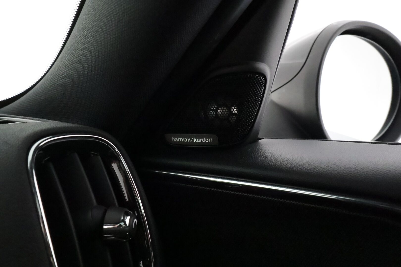MINI Countryman 2019 Cooper SE ALL4 Maximise John Cooper Works-edition *H&K / HUD / ACC / Panorama / LED / P.Kamera / Sportpenkki Muistilla* - Suomi-auto / 2x Latauskaapelit / Hyvät varusteet