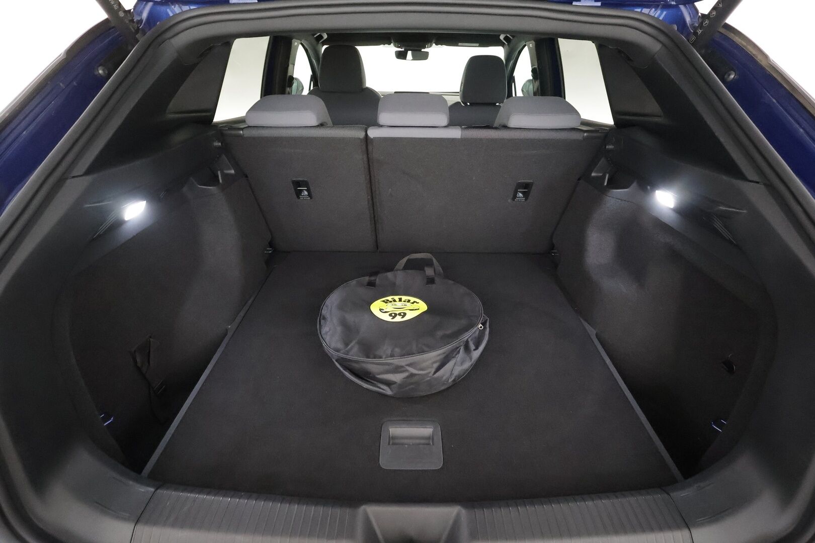 Volkswagen ID.4 2022 Pro Performance Business 150 kW, akku 77 kWh - | ACC | Koukku | ILP | Matrix-LED | 360-kamera | Navi | Digimittaristo | Keyless | Apple&Android | 1.Om Suomi-auto | Kahdet Renkaat |