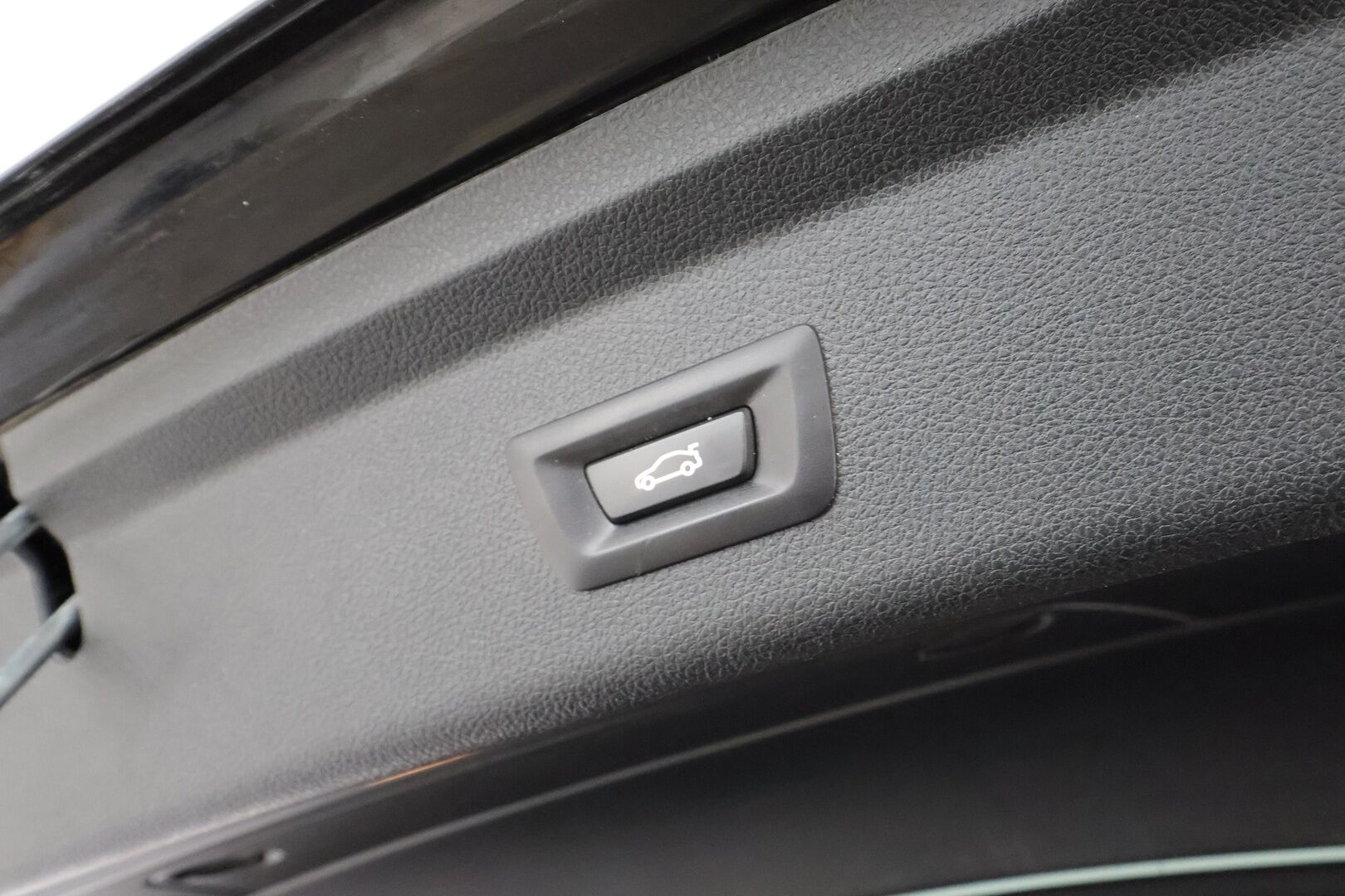 BMW 320 Gran Turismo 2019 F34 Gran Turismo 320i A xDrive Business Exclusive * Digimittaristo / LED / P.tutkat / Sisätilanlämmitin / Navi * - Sportnahat / Facelift / Suomi-auto / Kahdet renkaat