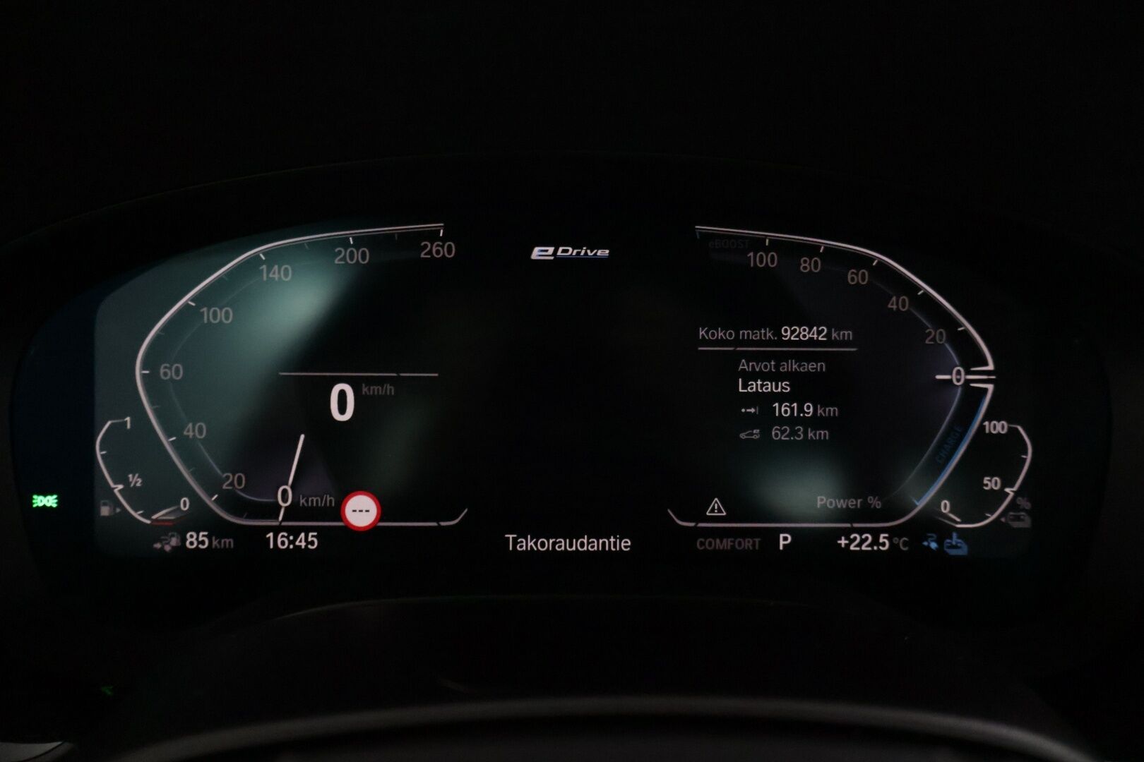 BMW 530 2020 G30 Sedan 530e A Charged Edition Sport Line * SOH- 88% /  Adapt.vakkari / Peruutuskamera / Ratinlämmitys / Digimittaristo - * Suomi-Auto / Kahdet huippu renkaat / Adapt.vakkari / 