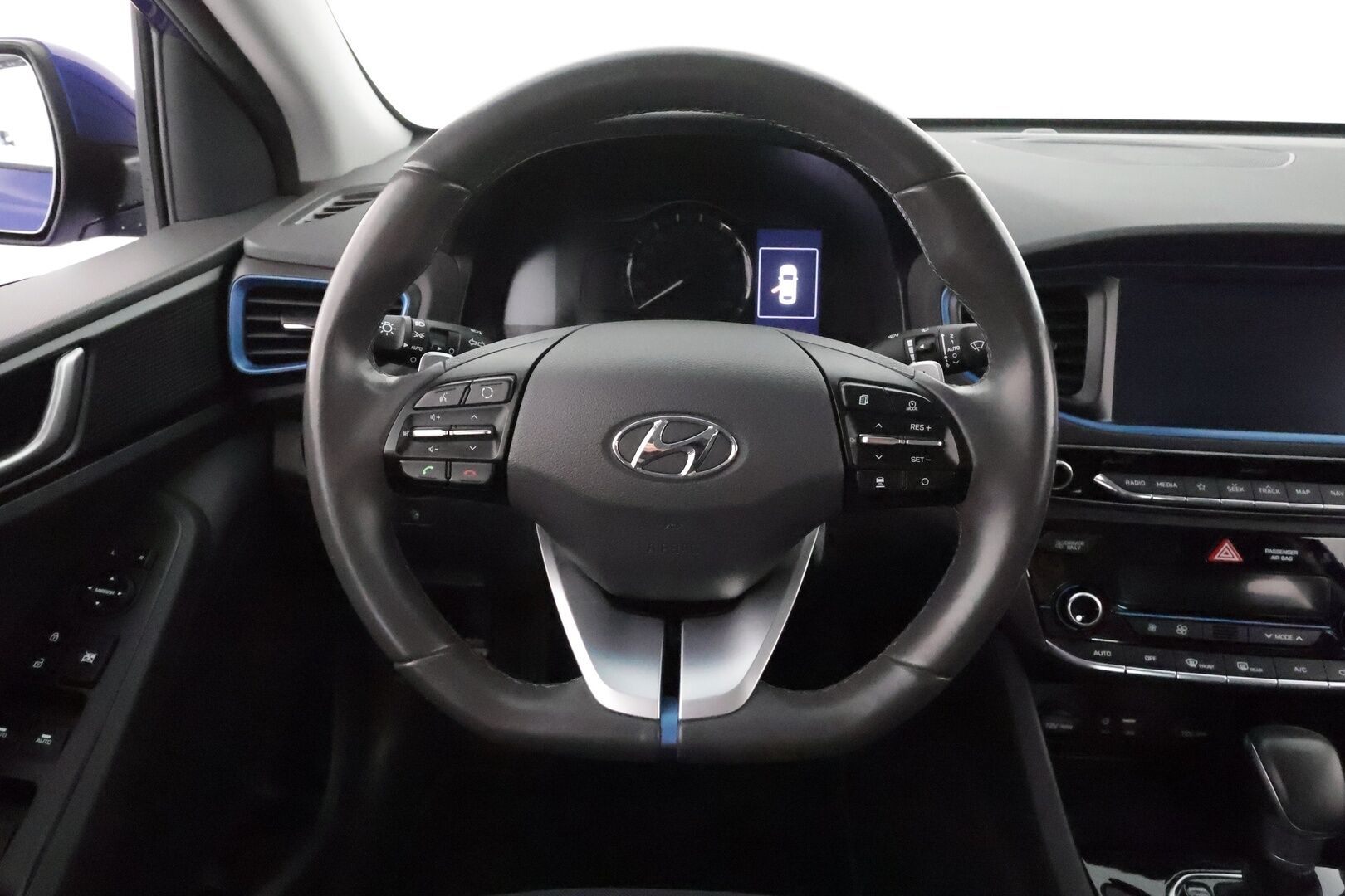 Hyundai IONIQ plug-in 2019 DCT Comfort WLTP ** Adapt.Vakkari / Infity / P.kamera / Koukku / Navi / Kaistavahti / Sisätilanlämmitin ** - Suomi-auto / Kahdet Renkaat / Akku Kuntotarkistettu!