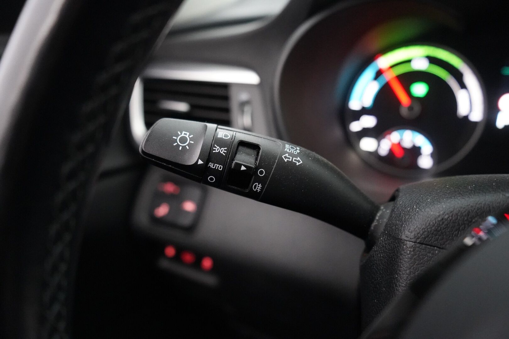 Kia Optima 2019 2,0 GDI PHEV Business Luxury SW A/T * ACC / 360° / H&K / Navi / Muistipenkki / Ratinlämmitin / Ilmastoidut istuimet * - Suomi- auto / Kahdet OEM vanteet / Viimeisin huolto 02/2026