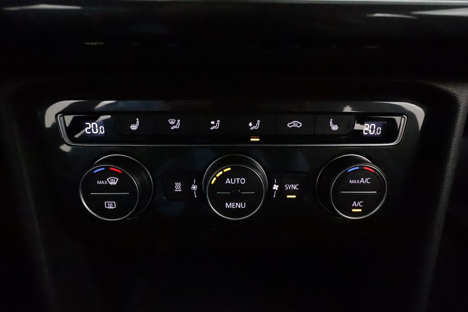 Seat Tarraco 2019 2,0 TDI 150 4DRIVE Xcellence Premium DSG **Webasto / Koukku / ACC / LED-valot / P.Kamera / Muistipenkki / Navi** - Suomi-auto / Kahdet Renkaat
