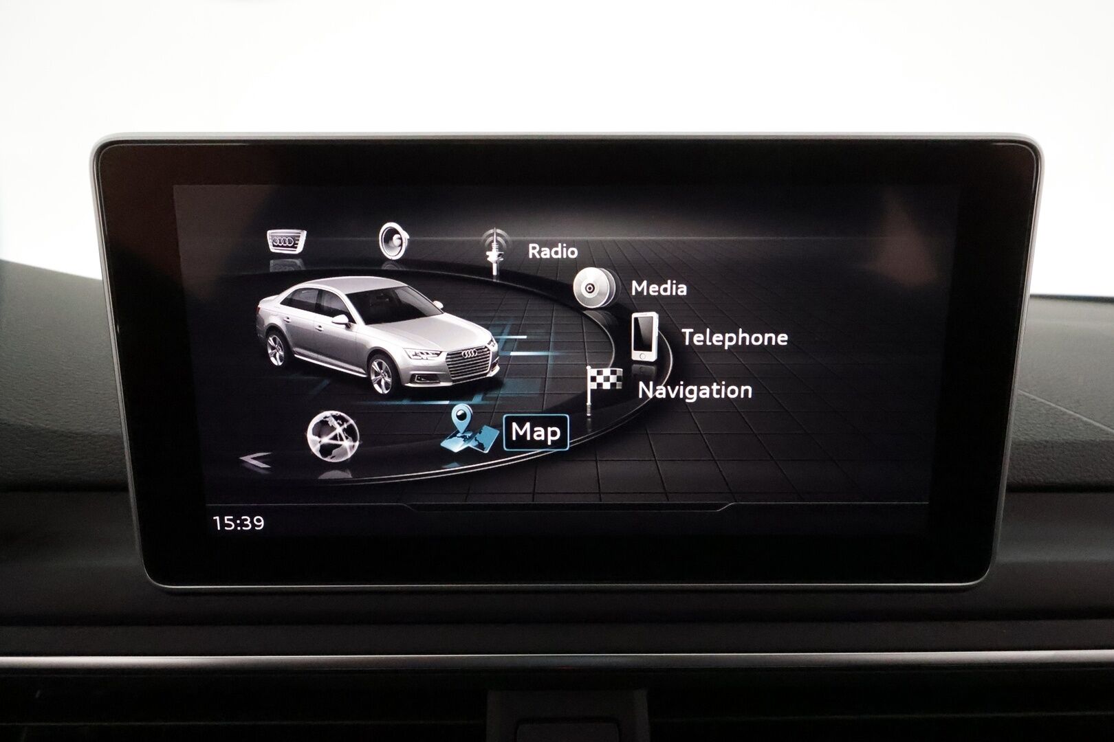 Audi A4 2019 Sedan Business Sport 45 TFSI 180 kW MHEV quattro S tronic - Suomiauto / Webasto / Adapt.Vakkari / Matrix LED / Digital Cockpit / Kattoluukku / Nahka-Alcantara / Vetokoukku / Supervarusteet!
