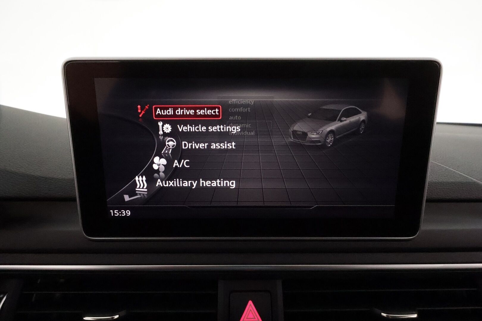 Audi A4 2019 Sedan Business Sport 45 TFSI 180 kW MHEV quattro S tronic - Suomiauto / Webasto / Adapt.Vakkari / Matrix LED / Digital Cockpit / Kattoluukku / Nahka-Alcantara / Vetokoukku / Supervarusteet!