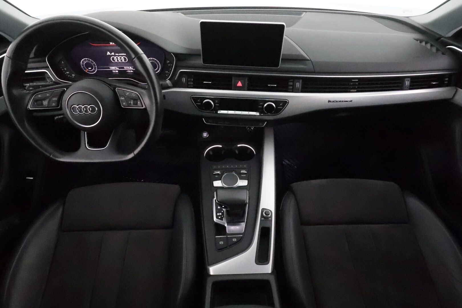 Audi A4 2019 Sedan Business Sport 45 TFSI 180 kW MHEV quattro S tronic - Suomiauto / Webasto / Adapt.Vakkari / Matrix LED / Digital Cockpit / Kattoluukku / Nahka-Alcantara / Vetokoukku / Supervarusteet!