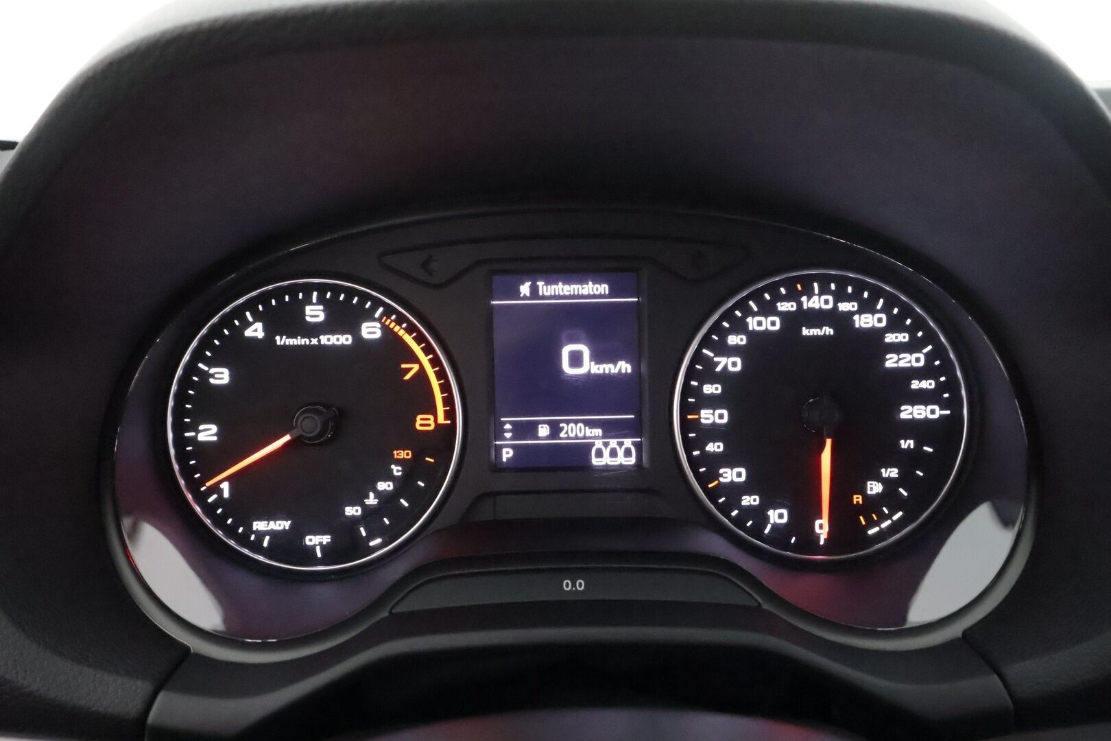 Audi Q2 2020 Pro Business Sport 35 TFSI 110 kW S tronic - | Webasto | Koukku | LED | Vakkari | Pre Sense | P.tutka | Apple & Android | Merkkihuollettu | 1-om suomiauto | 2x renkaat aluin | 