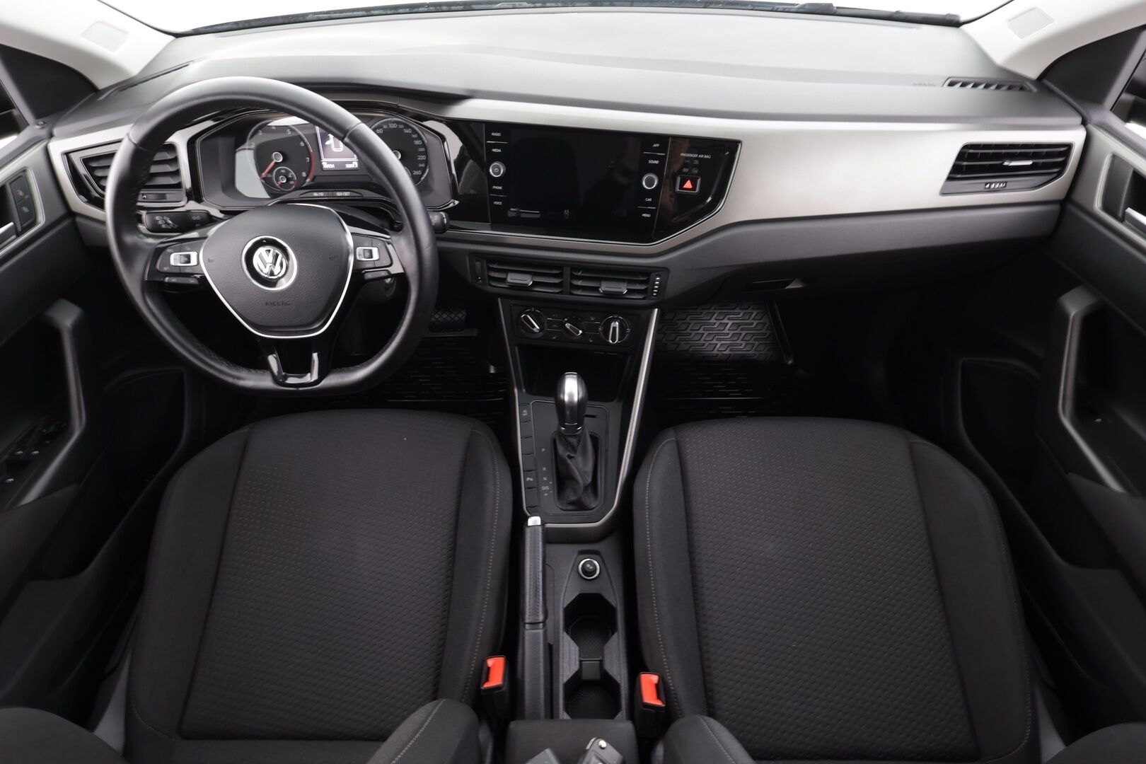 Volkswagen Polo 2019 Comfortline 1,0 TSI 70 kW DSG *1.OM Suomi-auto / Vakkari / P.tutkat / Bluetooth / Ilmastointi* - *Juuri huollettu / Juuri vaihdettu jakopää / 2 renkaat aluvanteilla*