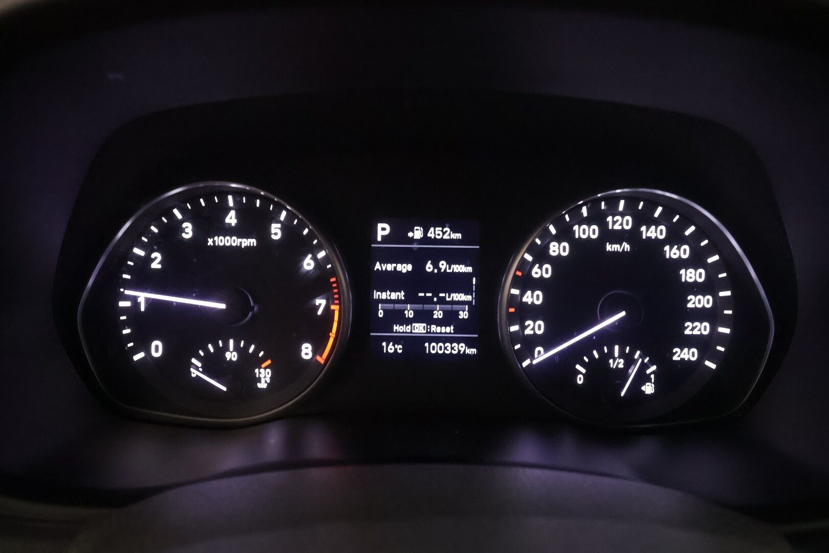 Hyundai i30 Fastback 2020 1,4 T-GDI 140 hv 7DCT-aut N Line - | LED | P.kamera | Vakkari | Keyless | Apple & Android | Lämm. ratti | Lane Assist | Bluetooth | Penkinlämmittimet | Aut. pitkät | 2x renkaat aluin | 