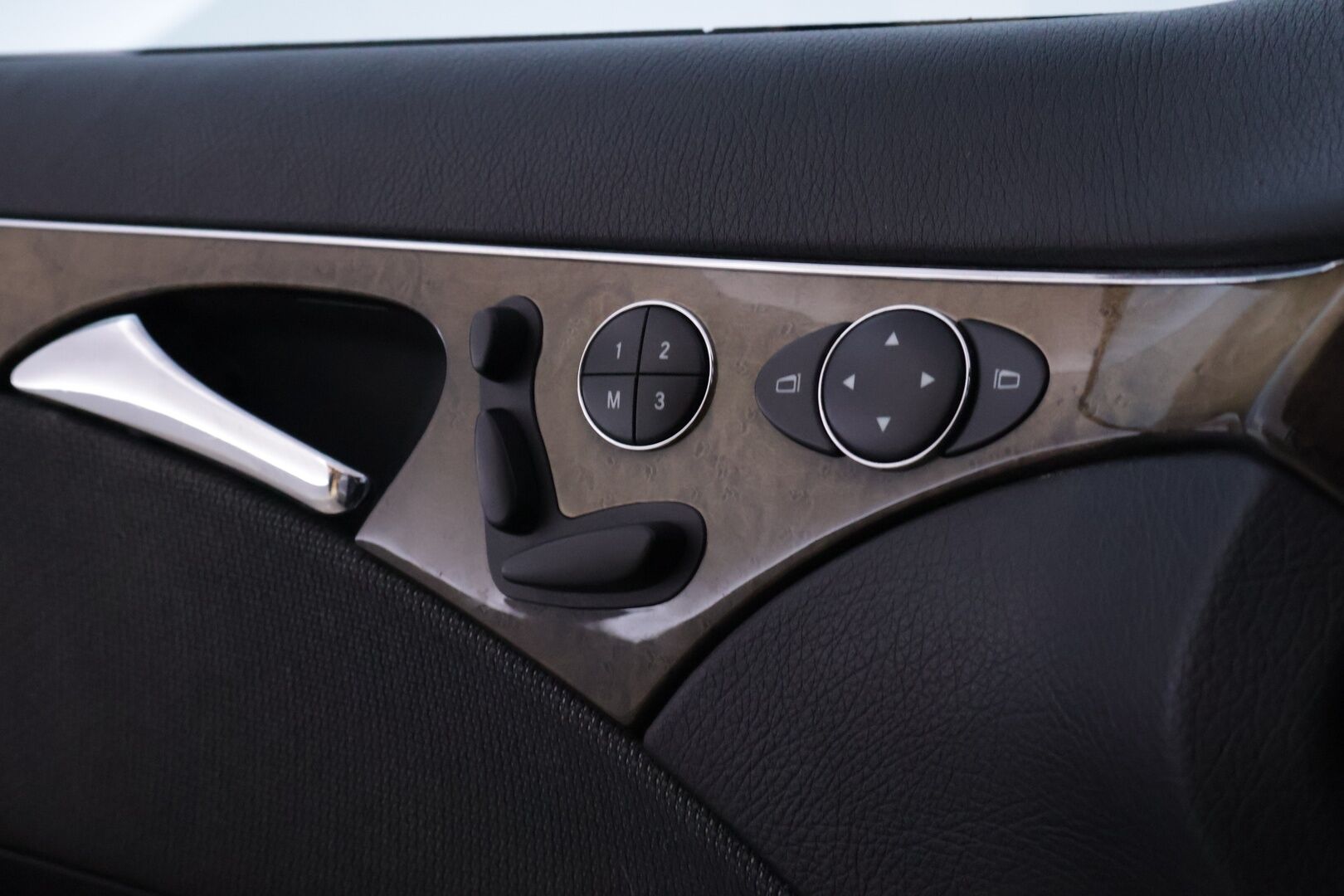 Mercedes-Benz E 2009 280 CDI 4MATIC Avantgarde / YritysOutlet - Myydään vain yrityksille - YritysOutlet - Myydään vain yrityksille