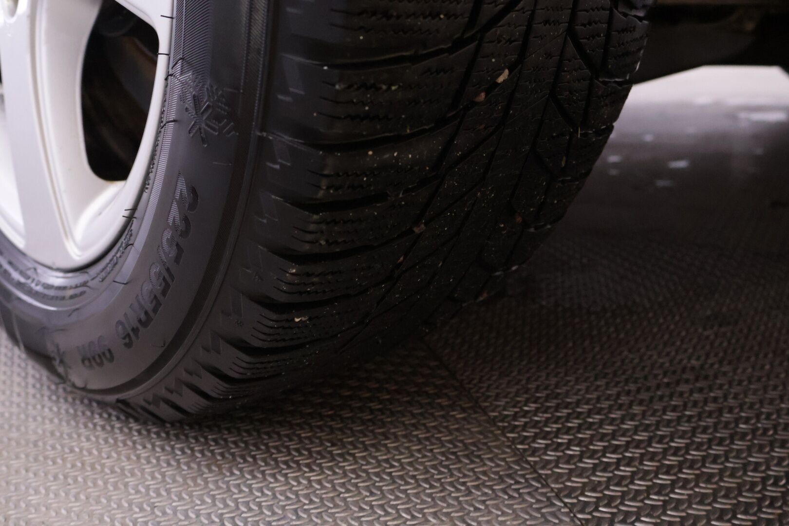 Mercedes-Benz E 2009 280 CDI 4MATIC Avantgarde / YritysOutlet - Myydään vain yrityksille - YritysOutlet - Myydään vain yrityksille