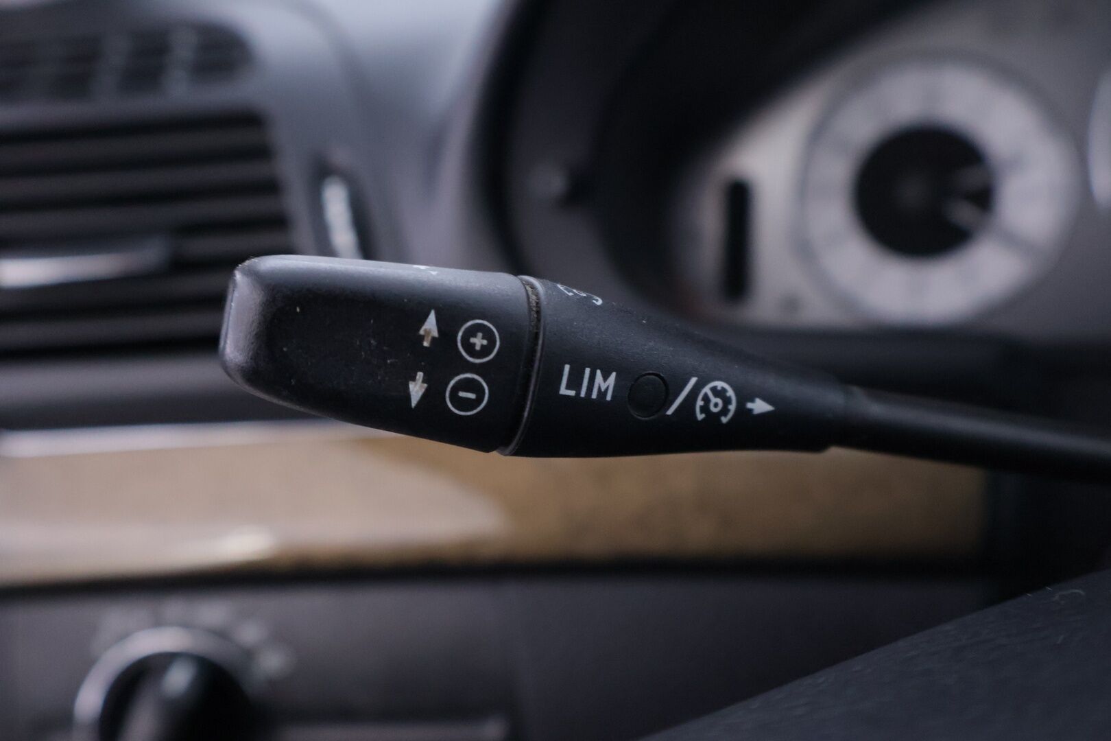 Mercedes-Benz E 2009 280 CDI 4MATIC Avantgarde / YritysOutlet - Myydään vain yrityksille - YritysOutlet - Myydään vain yrityksille