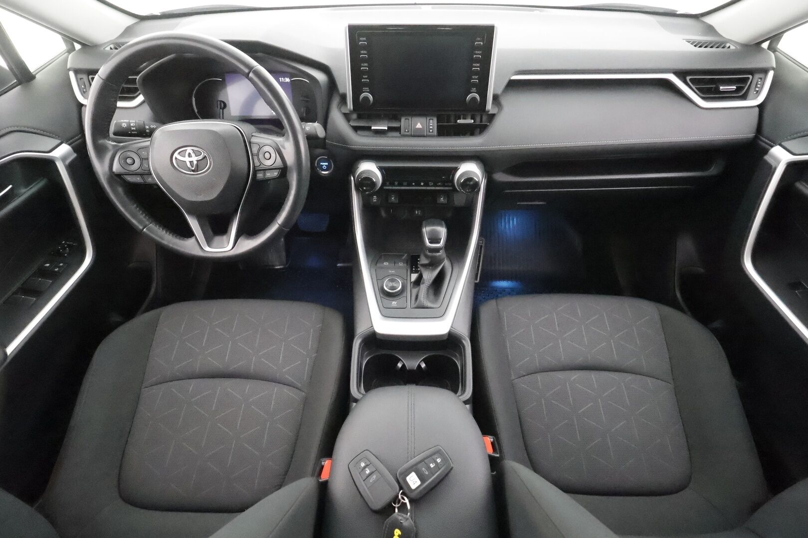 Toyota RAV4 2019 2,5 Hybrid AWD-i Business - 1OM Suomiauto | Adapt.Vakkari | Peruutuskamera | Lohko&Sisäpistoke | Adapt.LED | Lämmitettävä tuulilasi | Ratinlämmitys