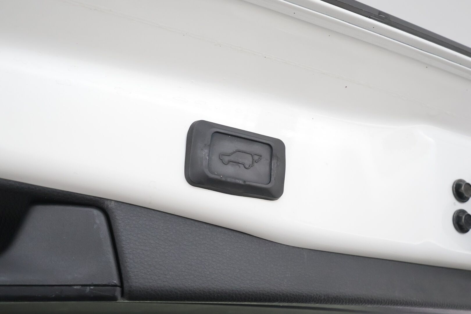 Toyota RAV4 2019 2,5 Hybrid AWD-i Business - 1OM Suomiauto | Adapt.Vakkari | Peruutuskamera | Lohko&Sisäpistoke | Adapt.LED | Lämmitettävä tuulilasi | Ratinlämmitys