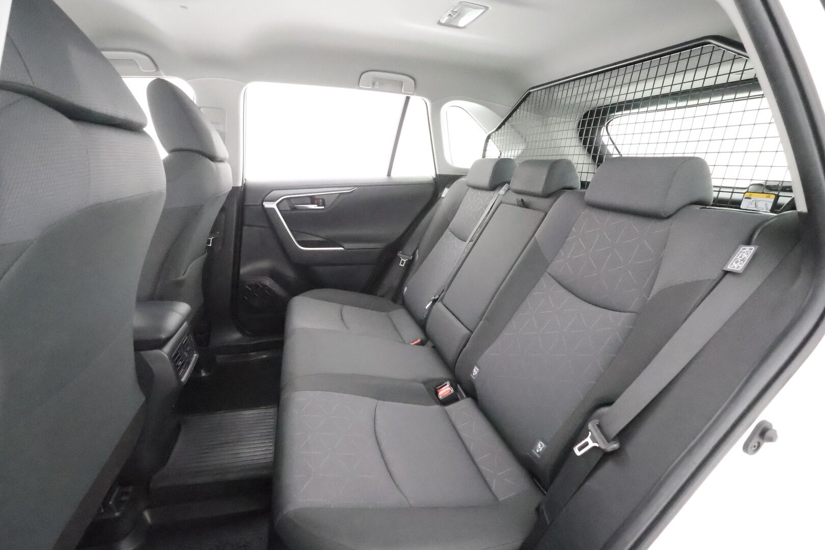 Toyota RAV4 2019 2,5 Hybrid AWD-i Business - 1OM Suomiauto | Adapt.Vakkari | Peruutuskamera | Lohko&Sisäpistoke | Adapt.LED | Lämmitettävä tuulilasi | Ratinlämmitys