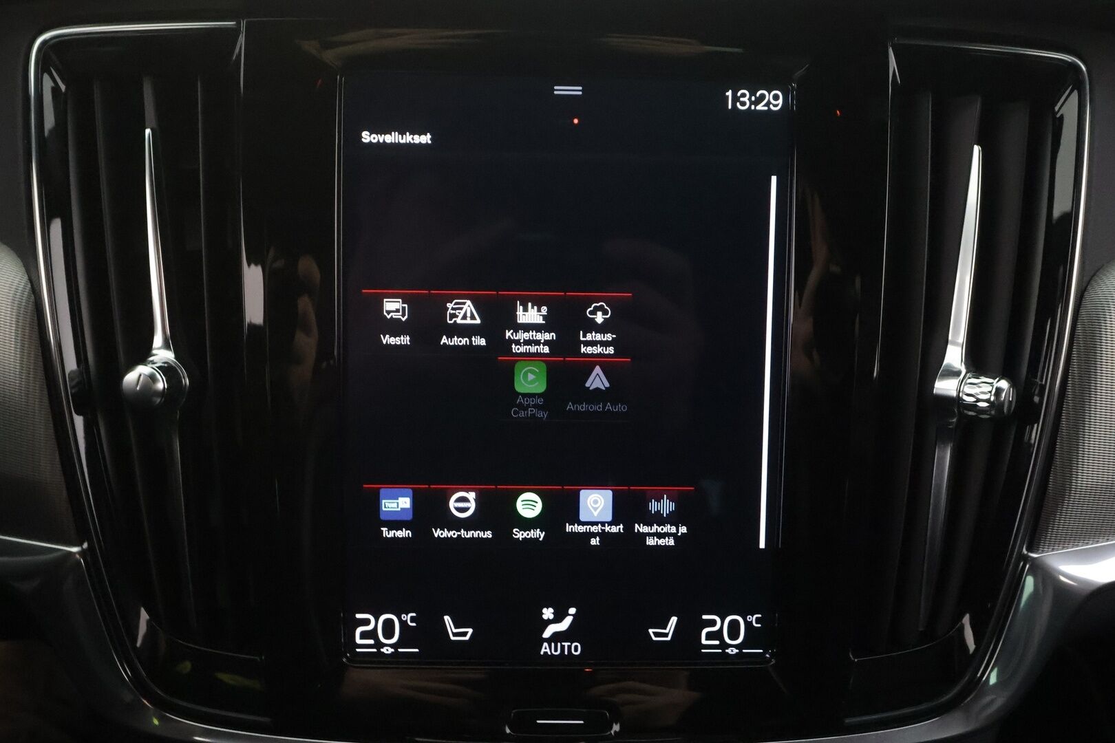 Volvo V90 2020 T4 Business R-Design aut - | Webasto | Koukku | ACC | LED | P.Kamera | Sporttipenkki Muistilla | Kaistavahti | Keyless | HP Audio | Digimittaristo | Suomi-auto | Kahdet renkaat | 