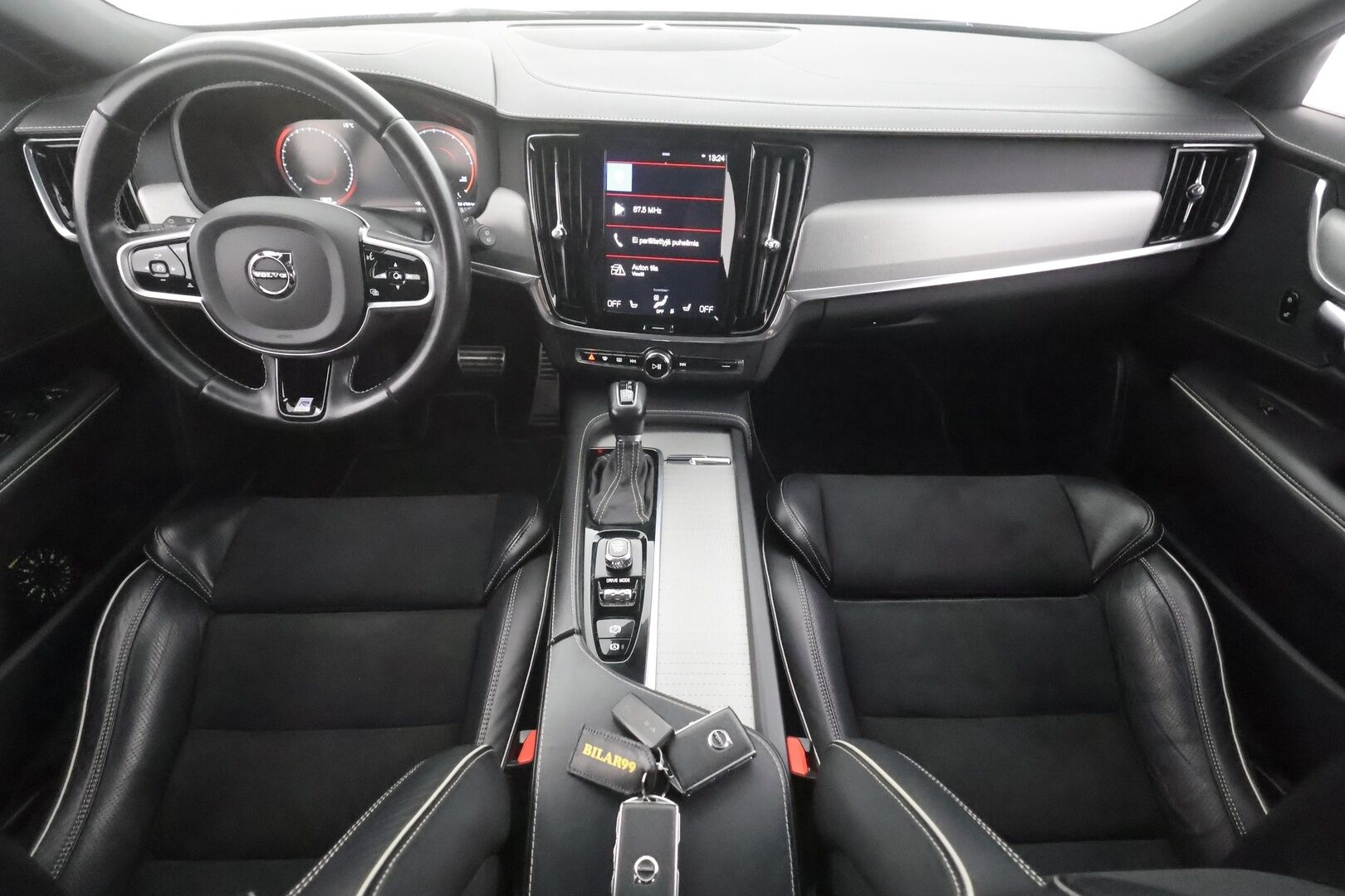 Volvo V90 2020 T4 Business R-Design aut - | Webasto | Koukku | ACC | LED | P.Kamera | Sporttipenkki Muistilla | Kaistavahti | Keyless | HP Audio | Digimittaristo | Suomi-auto | Kahdet renkaat | 