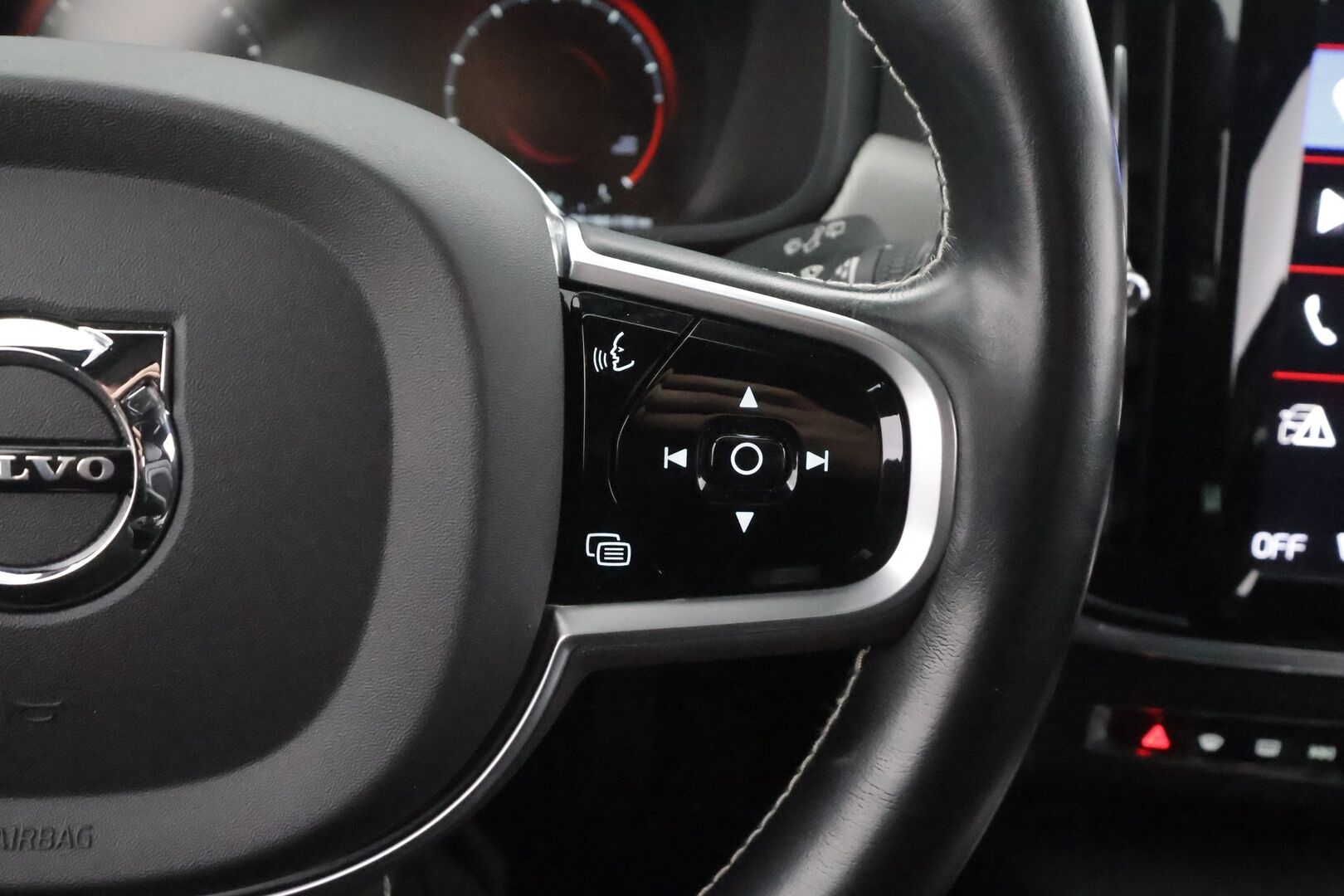 Volvo V90 2020 T4 Business R-Design aut - | Webasto | Koukku | ACC | LED | P.Kamera | Sporttipenkki Muistilla | Kaistavahti | Keyless | HP Audio | Digimittaristo | Suomi-auto | Kahdet renkaat | 